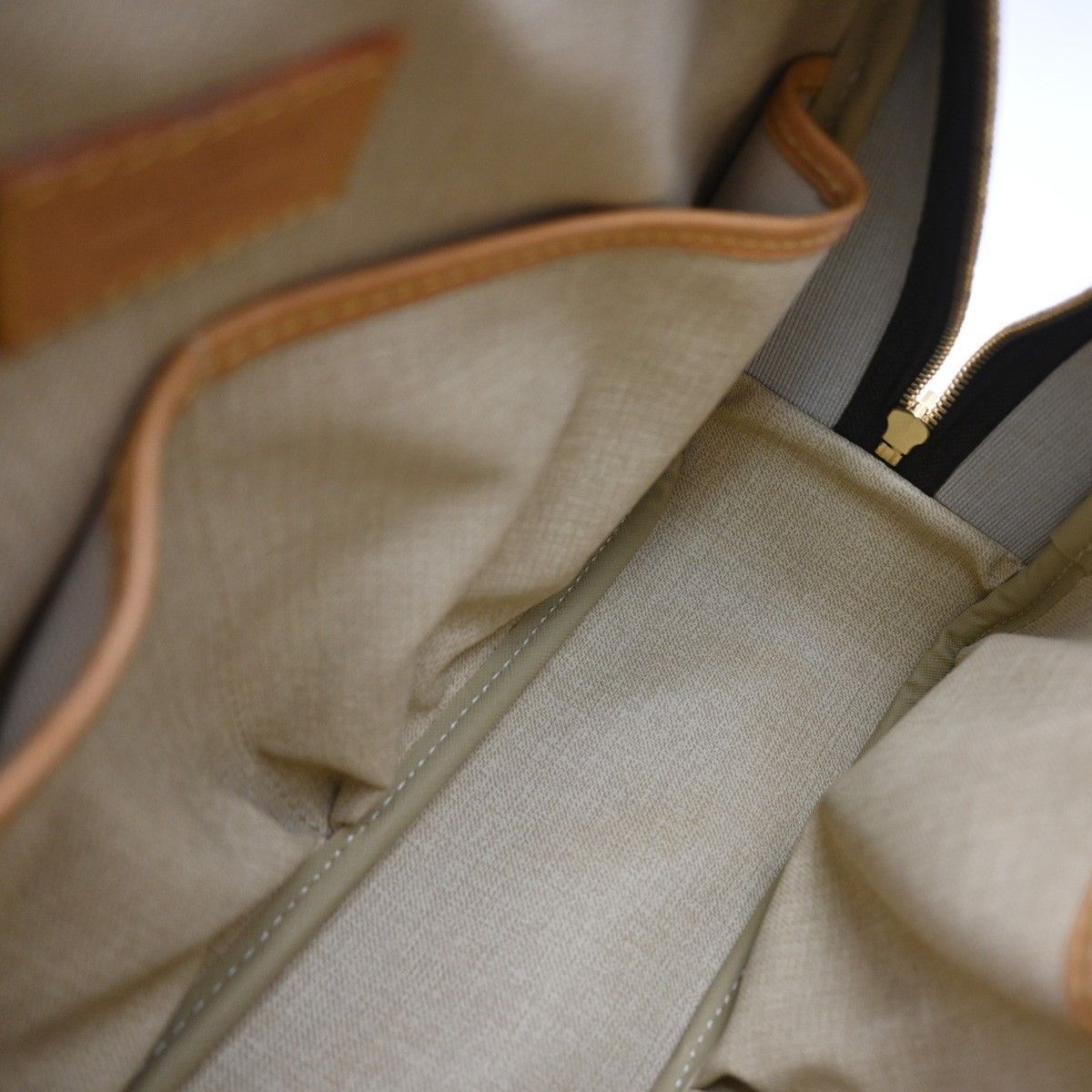Louis Vuitton Louis Vuitton Trouville Handbag Monogram Canvas Size ONE SIZE - 10 Thumbnail