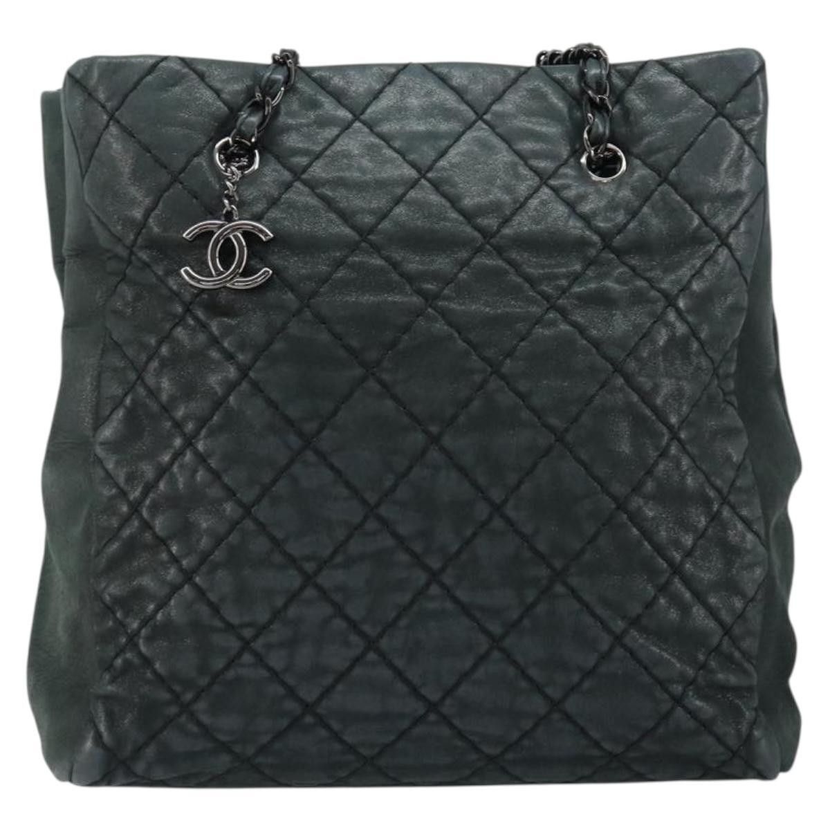 Chanel Chanel CC Charm Tote Quilted Iridescent Calfskin Size ONE SIZE - 19 Thumbnail