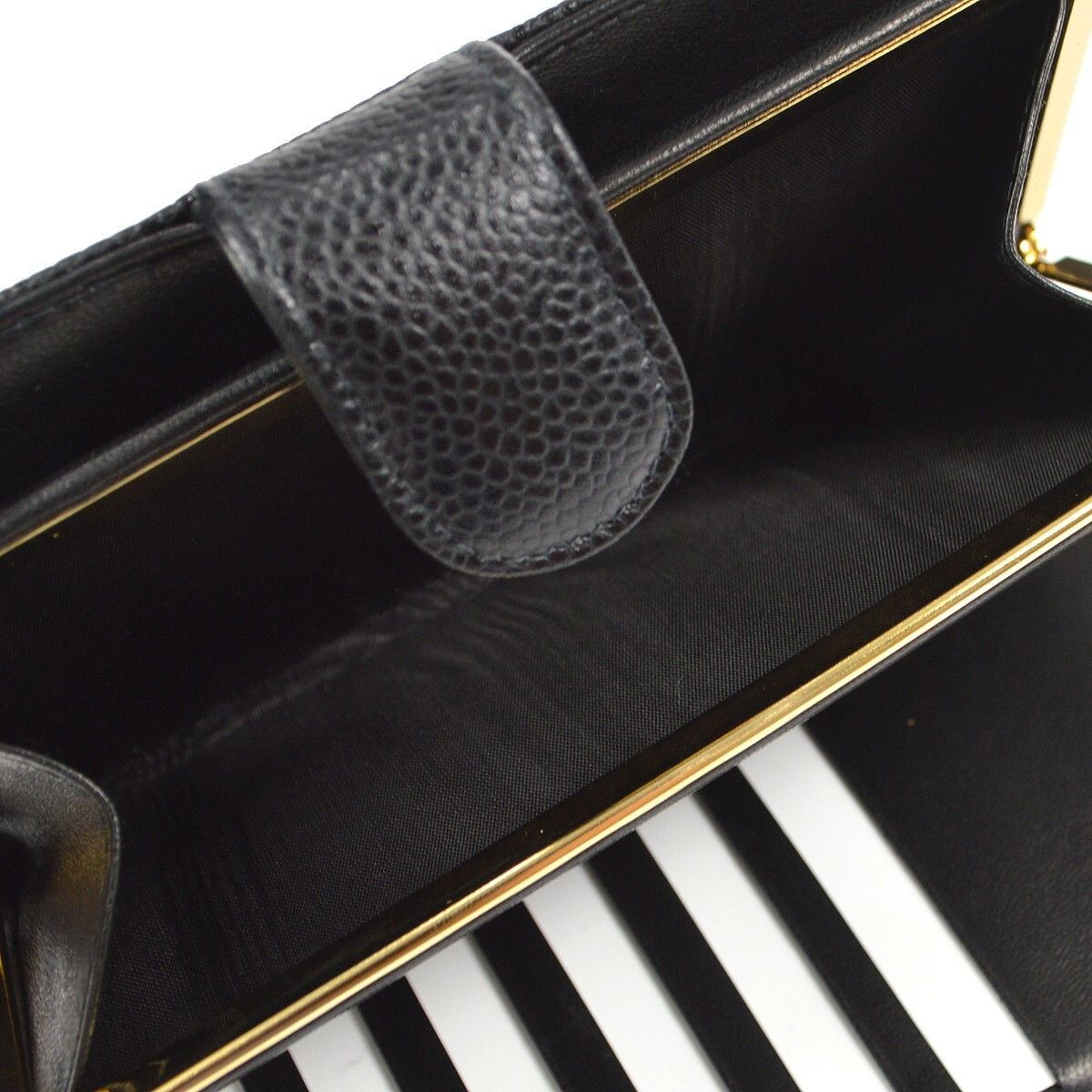 Chanel Chanel Timeless CC French Wallet Caviar Size ONE SIZE - 8 Thumbnail