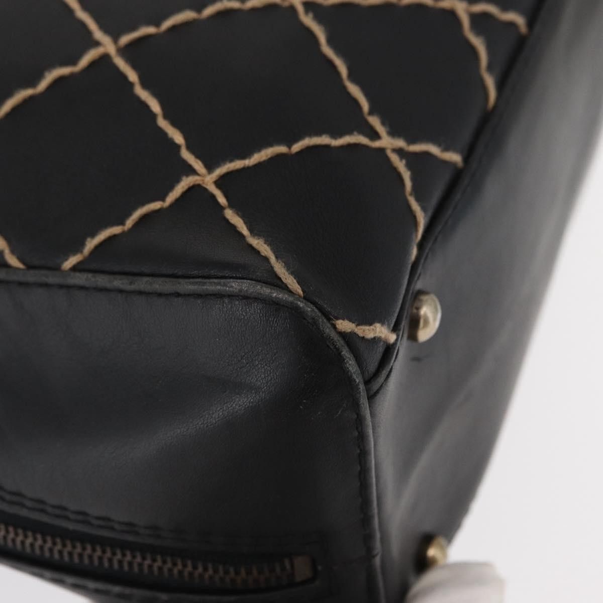 Chanel Chanel Surpique Zip Around Satchel Quilted Leather Size ONE SIZE - 9 Thumbnail