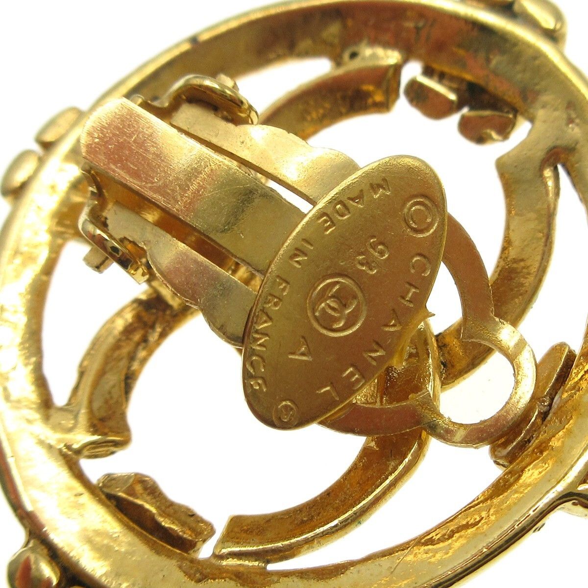 Chanel Chanel Vintage CC Round Cutout Clip-On Earrings Metal Size ONE SIZE - 3 Thumbnail