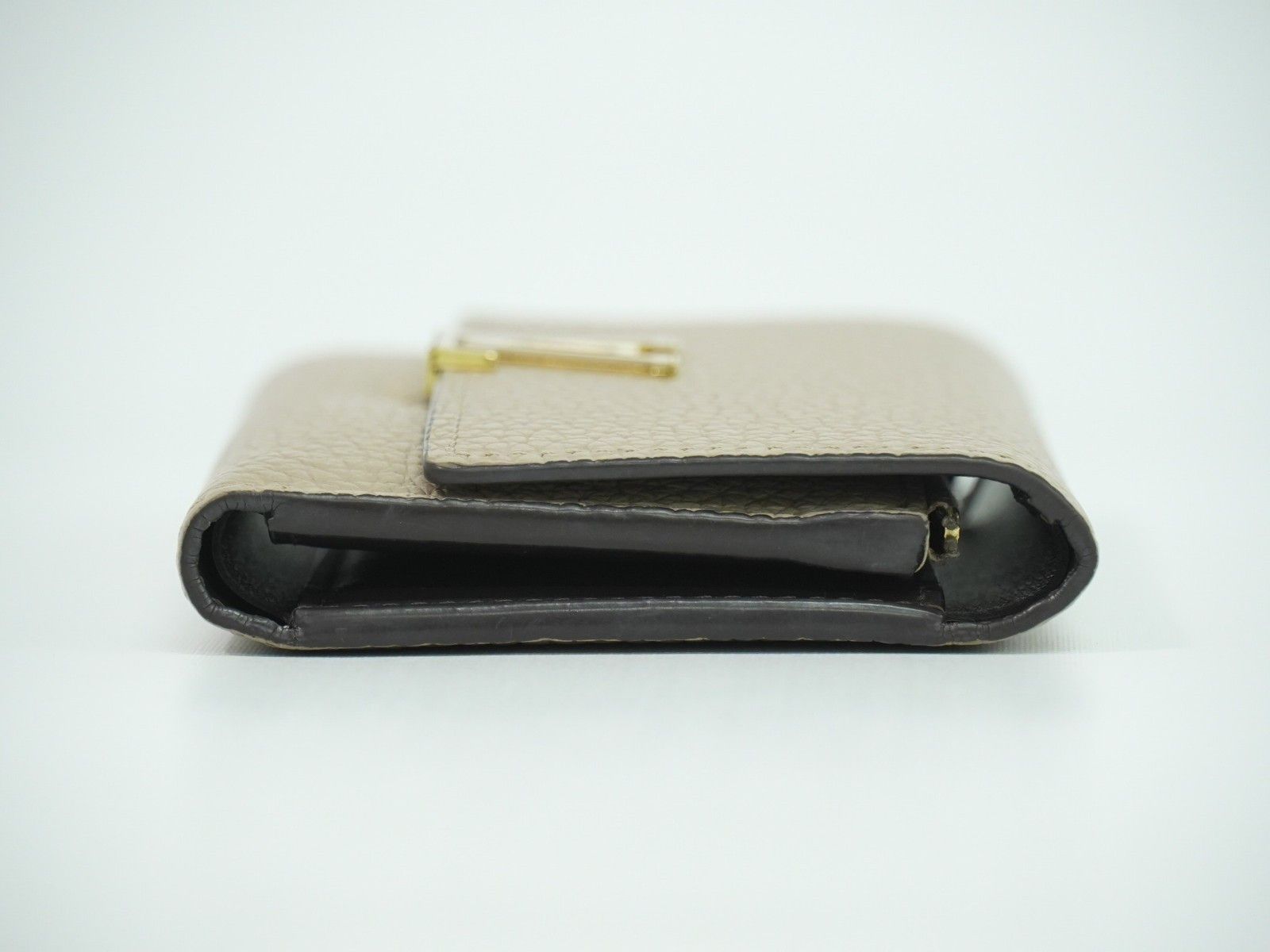 Louis Vuitton Louis Vuitton Capucines Compact wallet Leather Size ONE SIZE - 3 Thumbnail