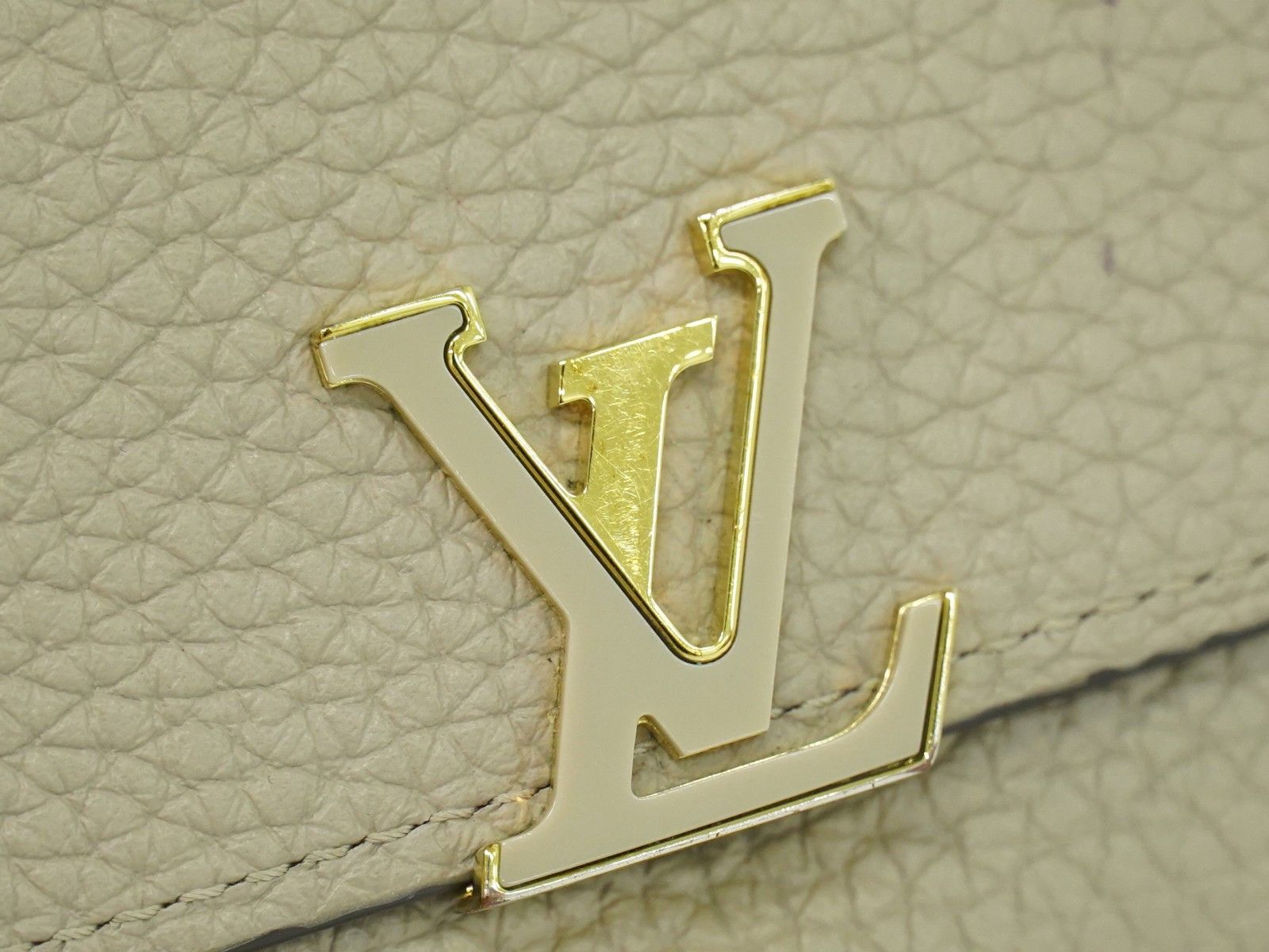 Louis Vuitton Louis Vuitton Capucines Compact wallet Leather Size ONE SIZE - 12 Thumbnail