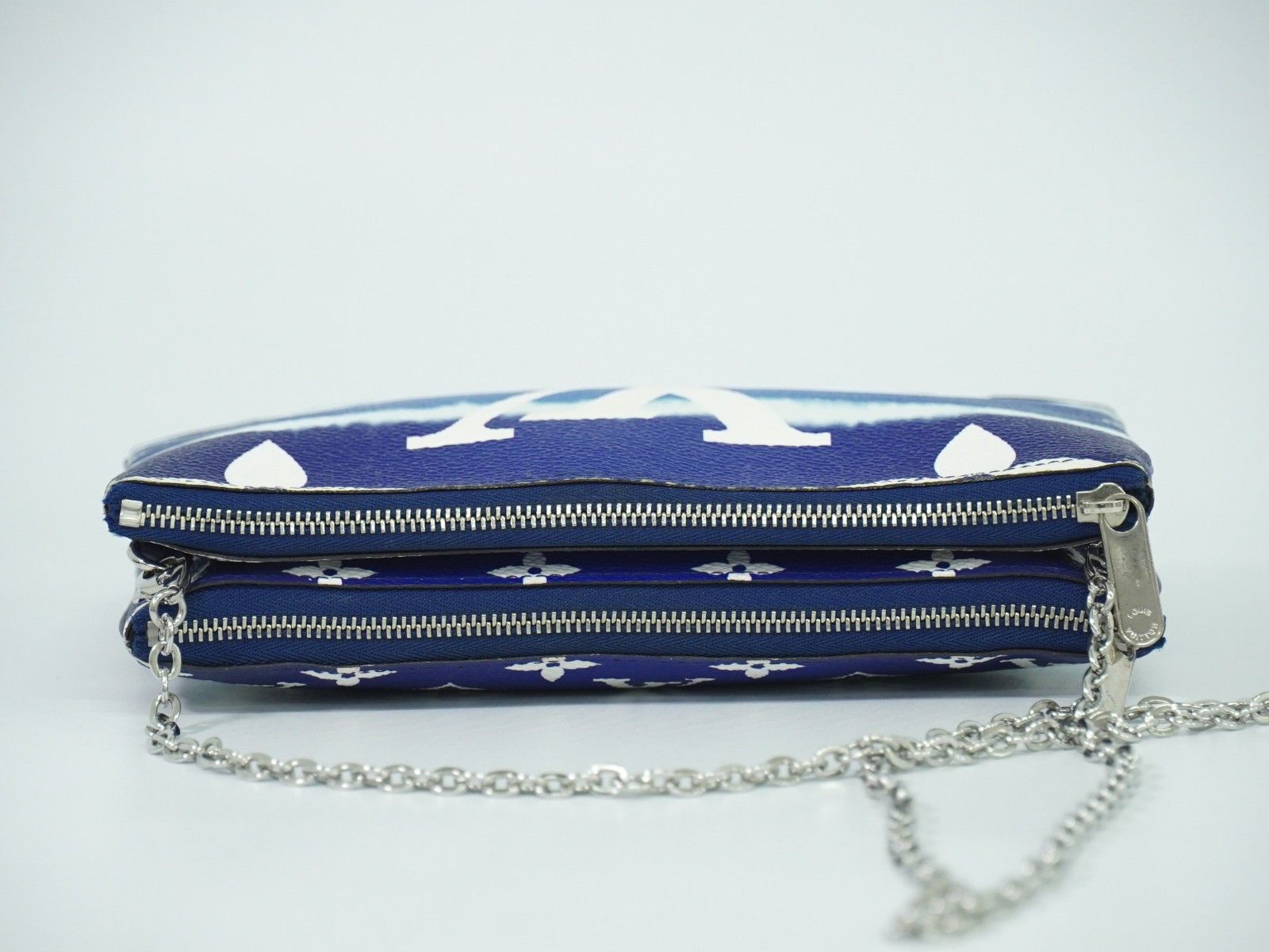 Louis Vuitton Louis Vuitton Double Zip Pochette Limited Edition Escale Monogram Giant Size ONE SIZE - 5 Thumbnail