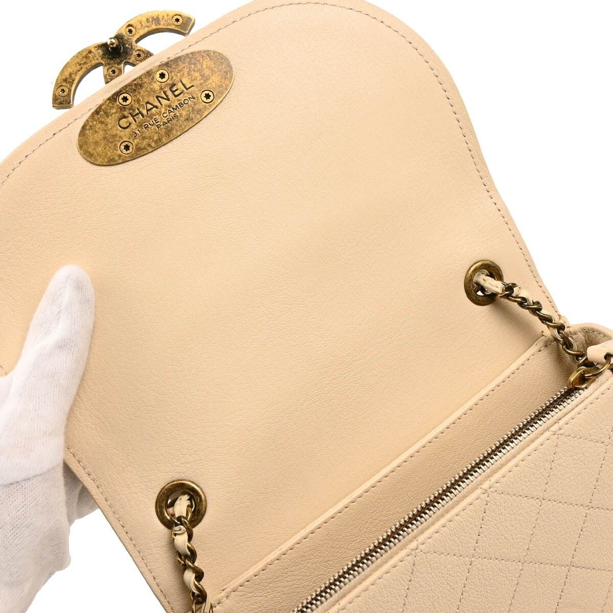 Chanel Chanel Coco Curve Flap Messenger Calfskin and Quilted Goatskin Size ONE SIZE - 10 Thumbnail