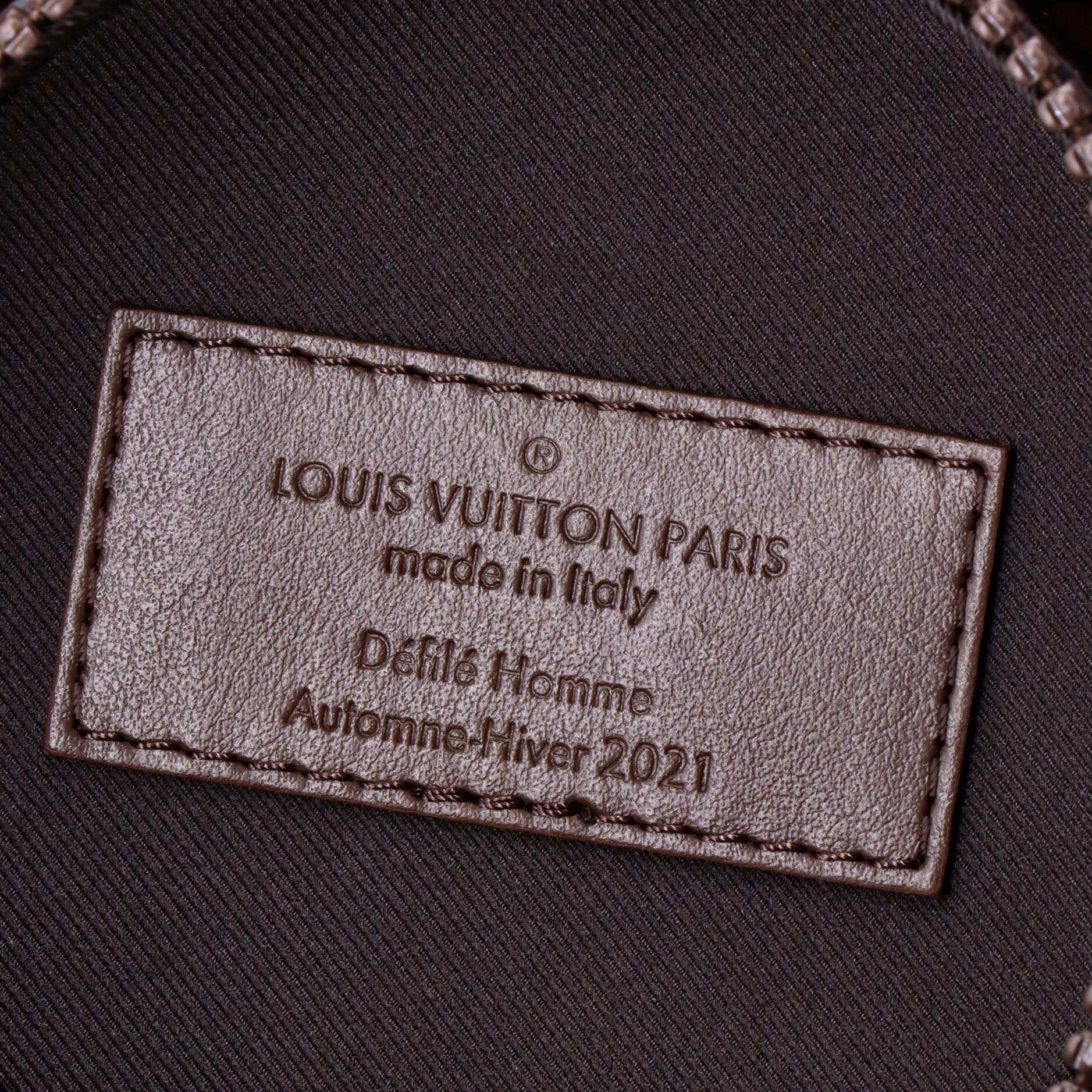 Louis Vuitton Signature Vintage Everyday Coffee Cup Convertible Pouch Size ONE SIZE - 7 Thumbnail