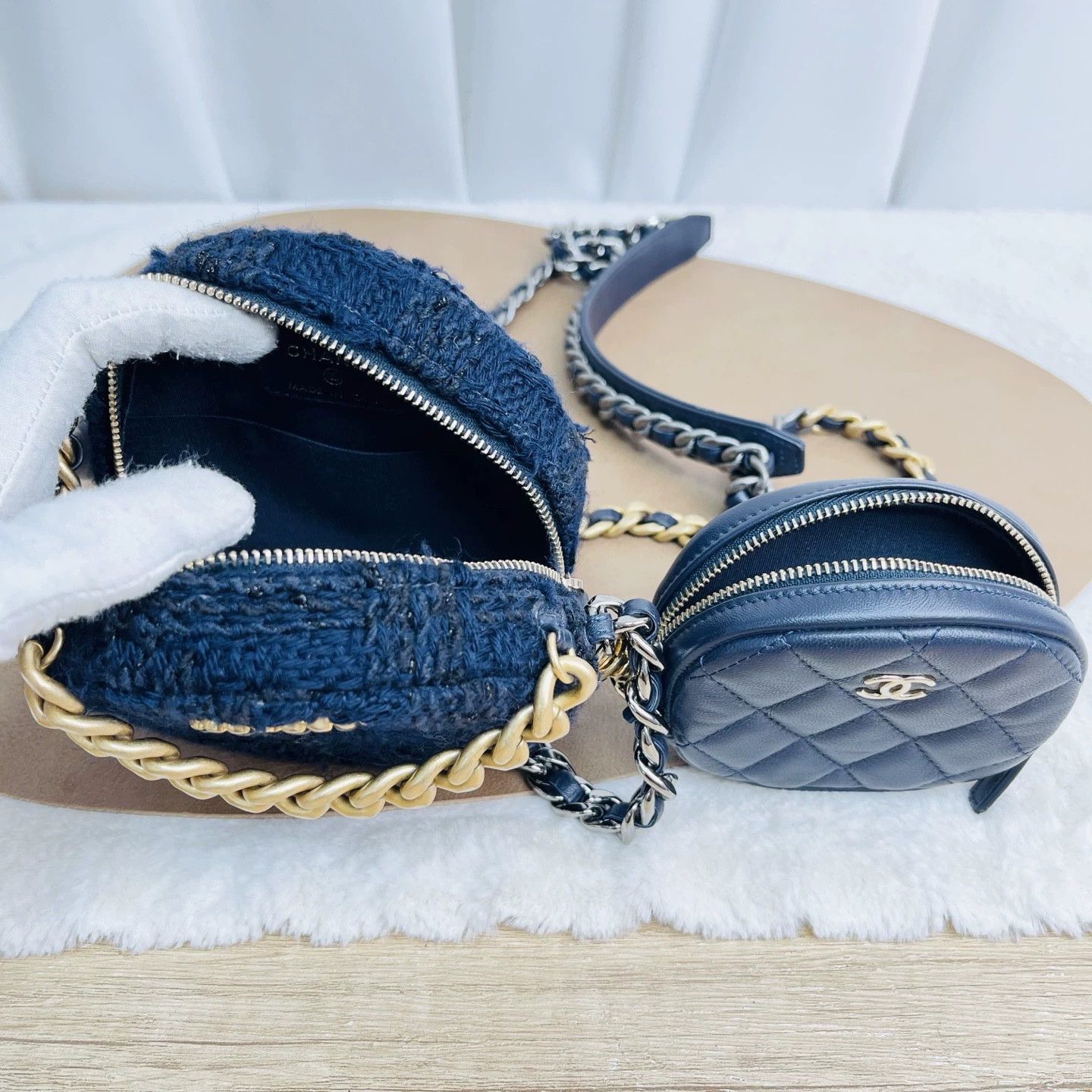Chanel Pre-loved Bag Very good condition Size ONE SIZE - 4 Thumbnail