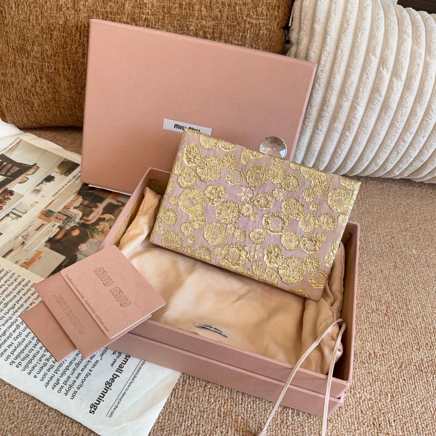 Miu Miu Pre-loved Bag Very good condition Size ONE SIZE - 2 Thumbnail