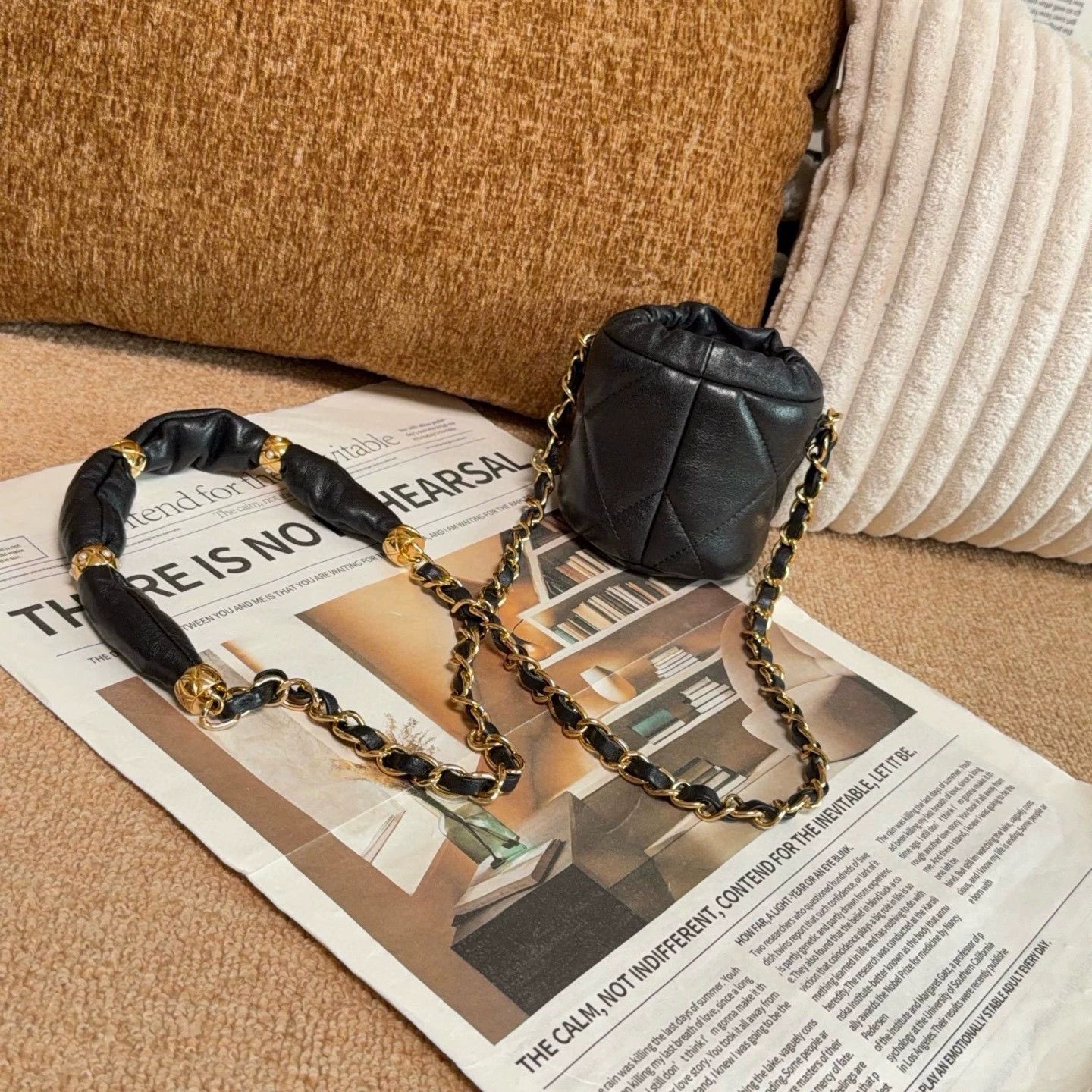 Chanel Pre-loved Bag Very good condition Size ONE SIZE - 2 Thumbnail