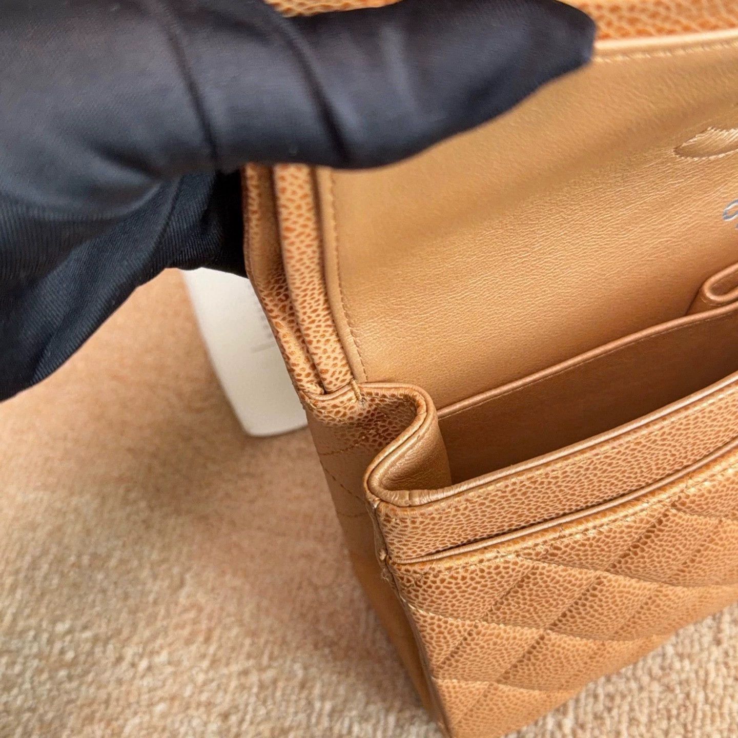 Chanel Pre-loved Bag Very good condition Size ONE SIZE - 8 Thumbnail