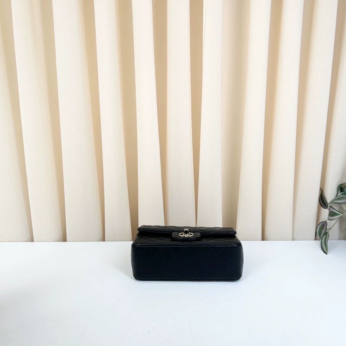 Chanel Pre-loved Bag Very good condition Size ONE SIZE - 3 Thumbnail