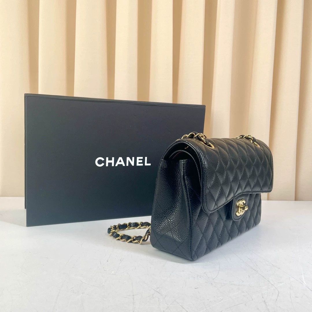 Chanel Pre-loved Bag Very good condition Size ONE SIZE - 3 Thumbnail