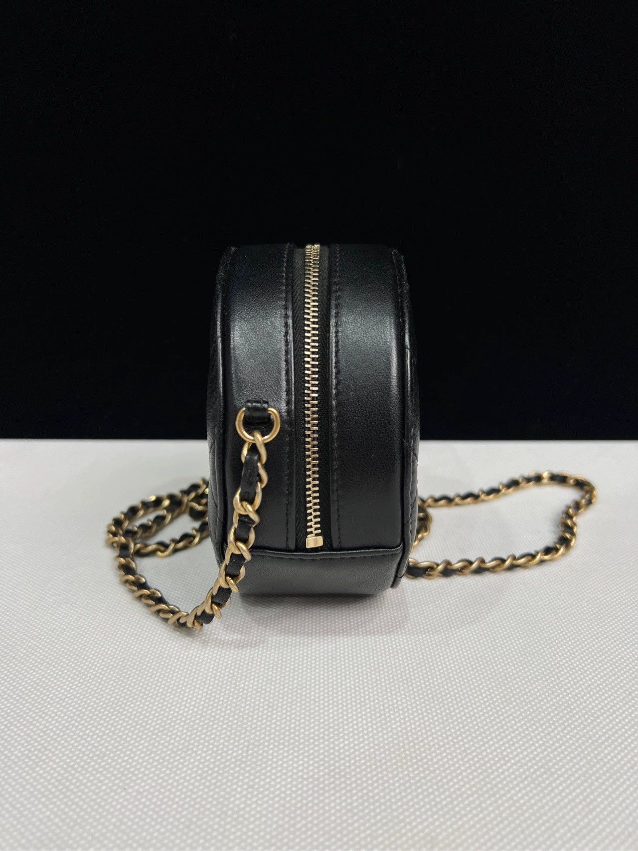Chanel Pre-loved Bag Very good condition Size ONE SIZE - 4 Thumbnail