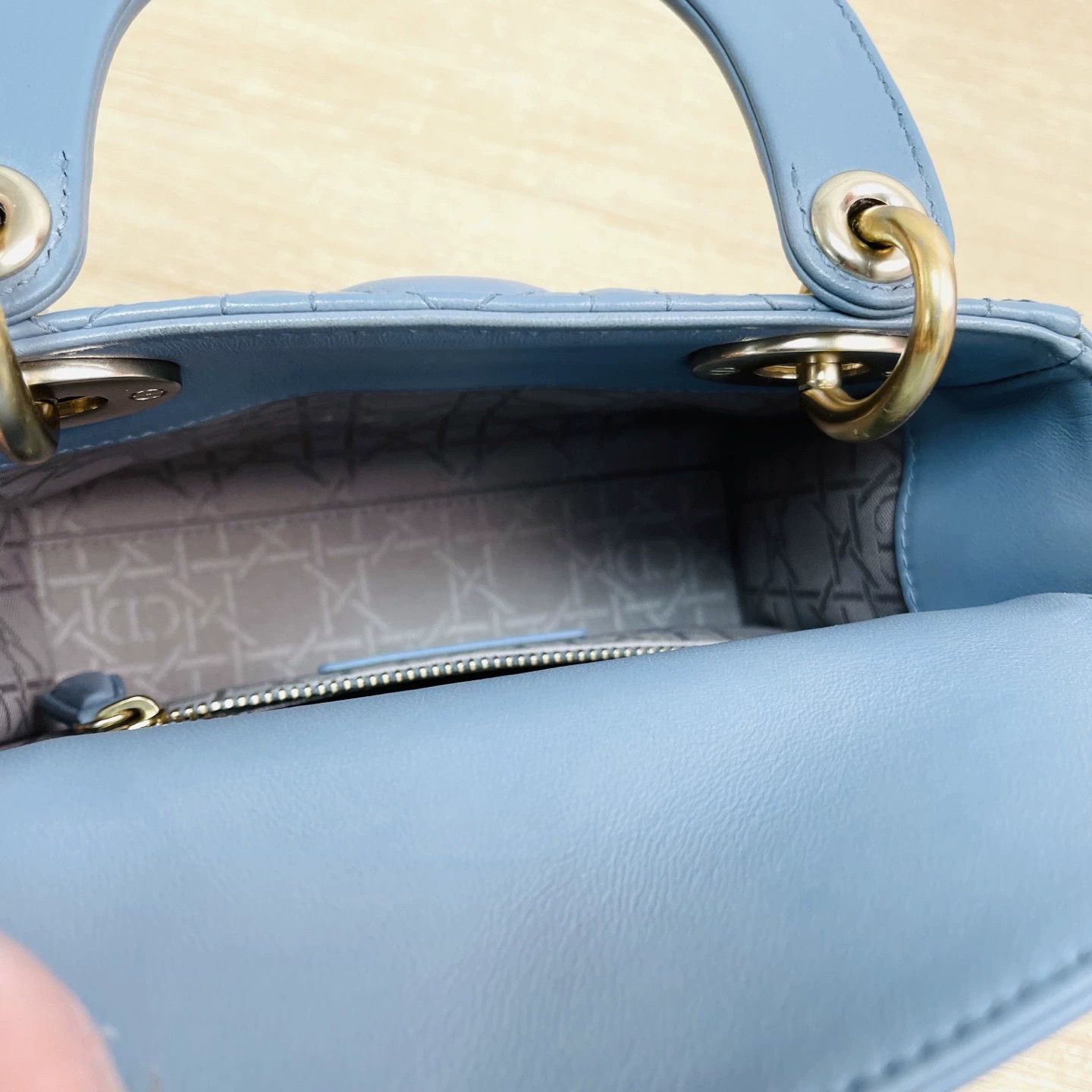 Dior Pre-loved Bag Very good condition Size ONE SIZE - 4 Thumbnail