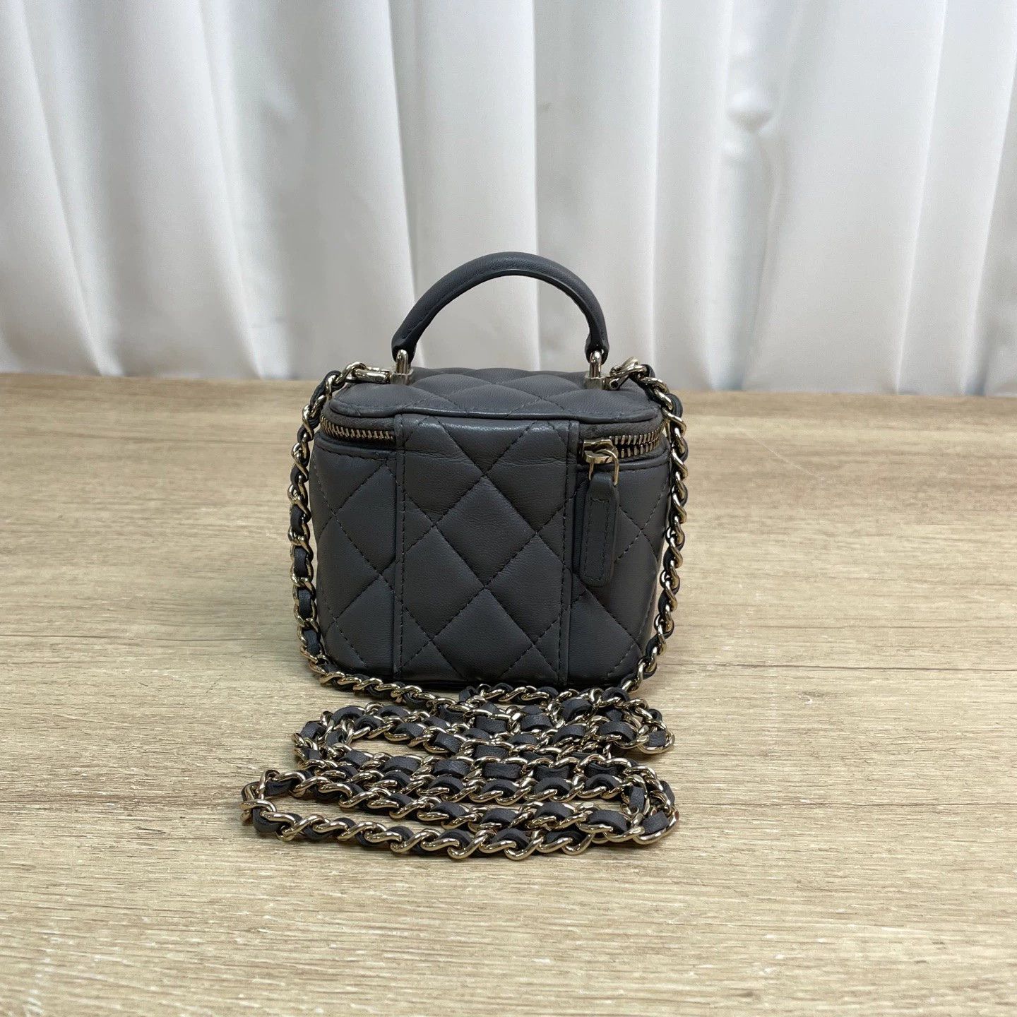 Chanel Pre-loved Bag Very good condition Size ONE SIZE - 2 Thumbnail