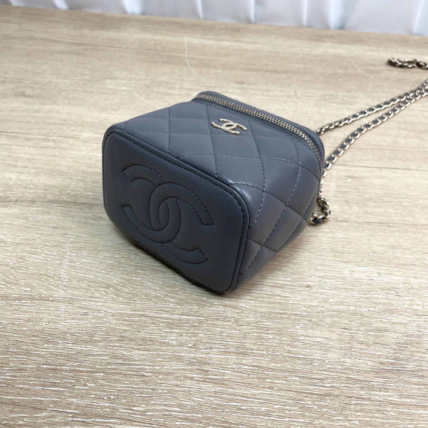 Chanel Pre-loved Bag Very good condition Size ONE SIZE - 4 Thumbnail