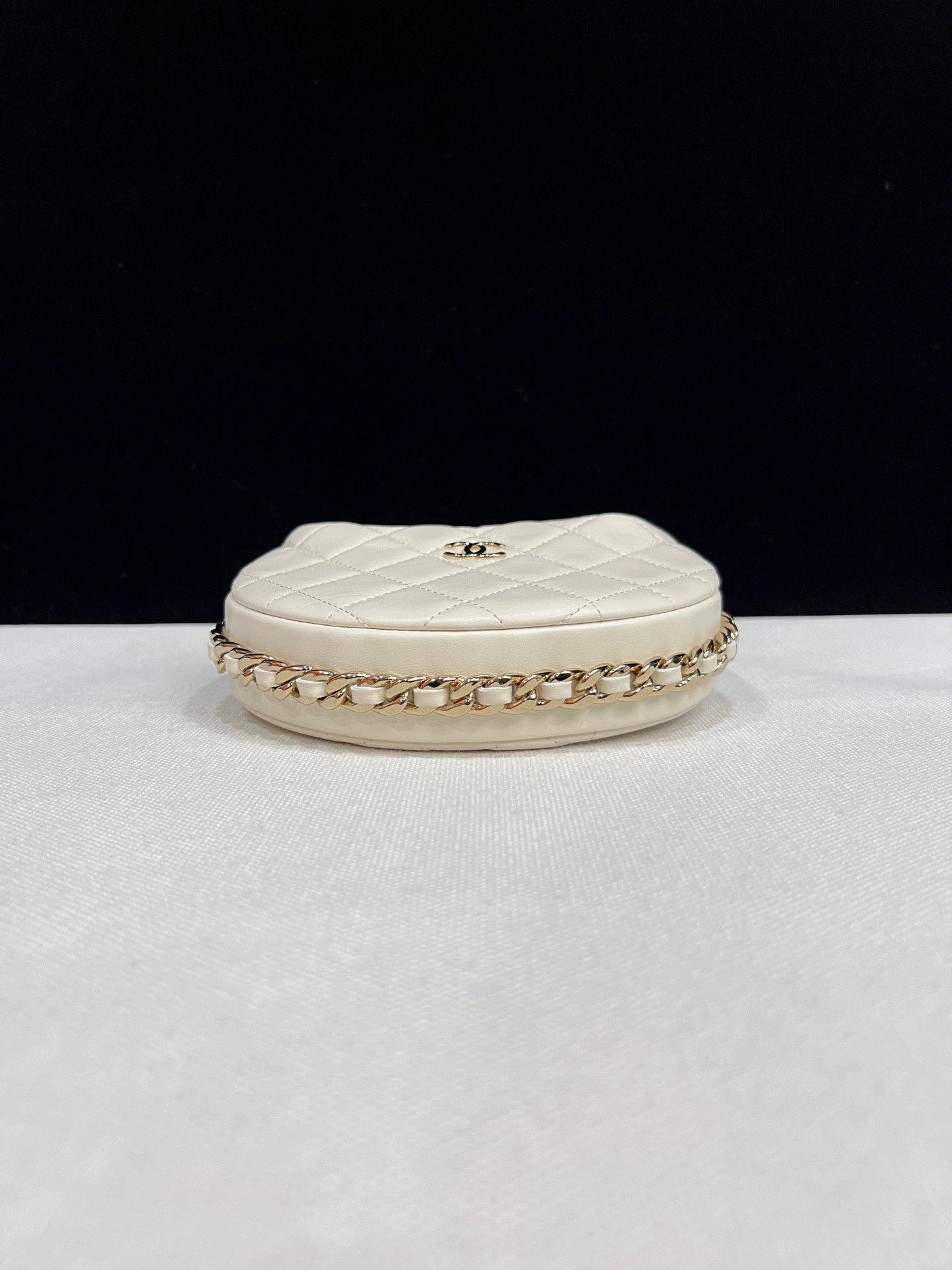 Chanel Pre-loved Bag Very good condition Size ONE SIZE - 5 Thumbnail