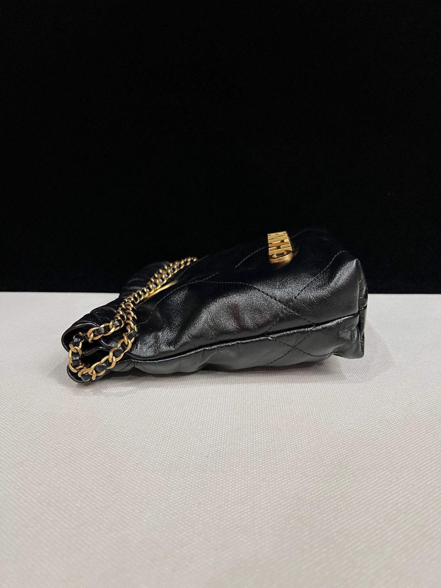 Chanel Pre-loved Bag Very good condition Size ONE SIZE - 4 Thumbnail