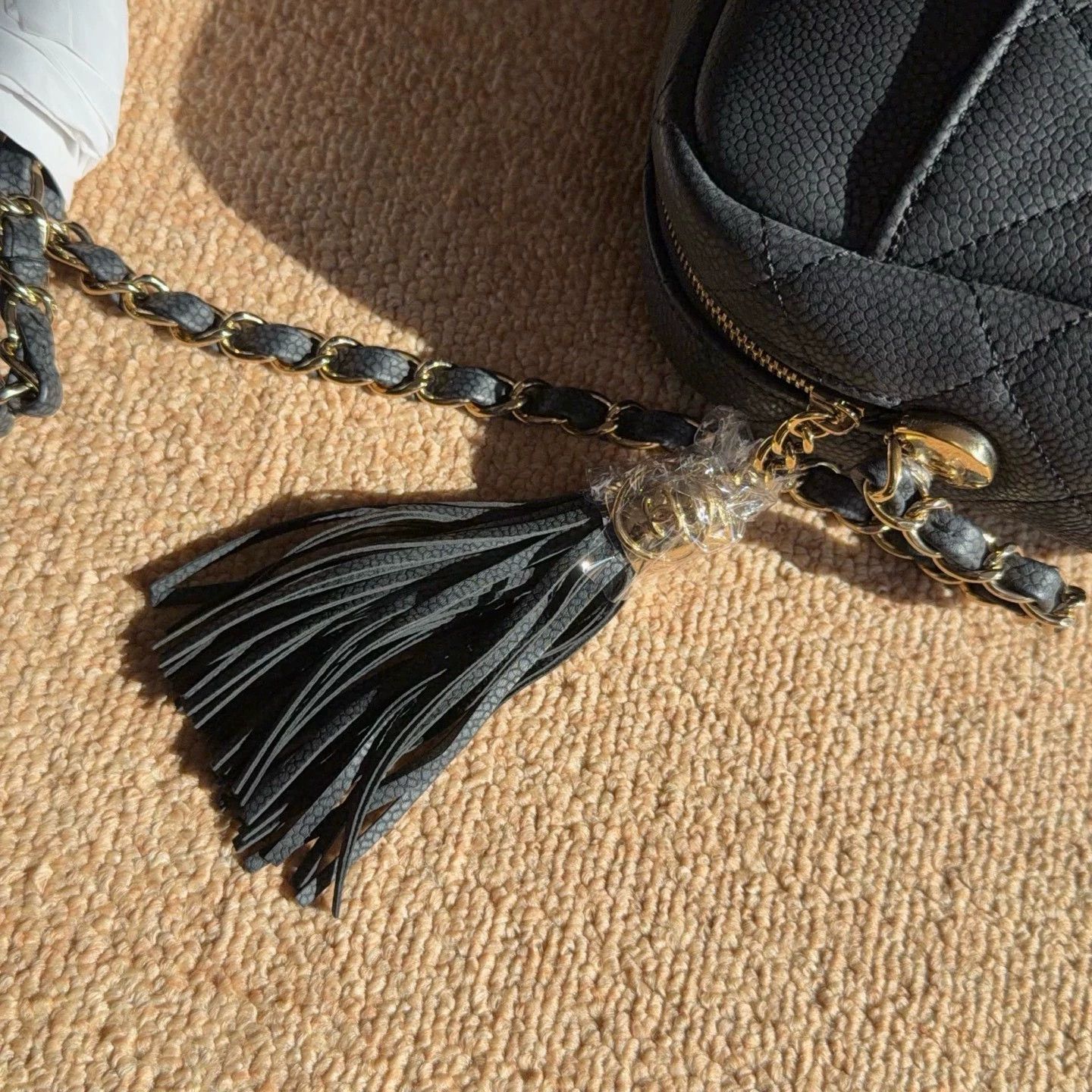 Chanel Pre-loved Bag Very good condition Size ONE SIZE - 7 Thumbnail