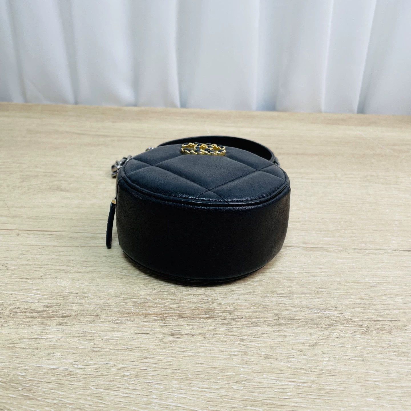 Chanel Pre-loved Bag Very good condition Size ONE SIZE - 3 Thumbnail