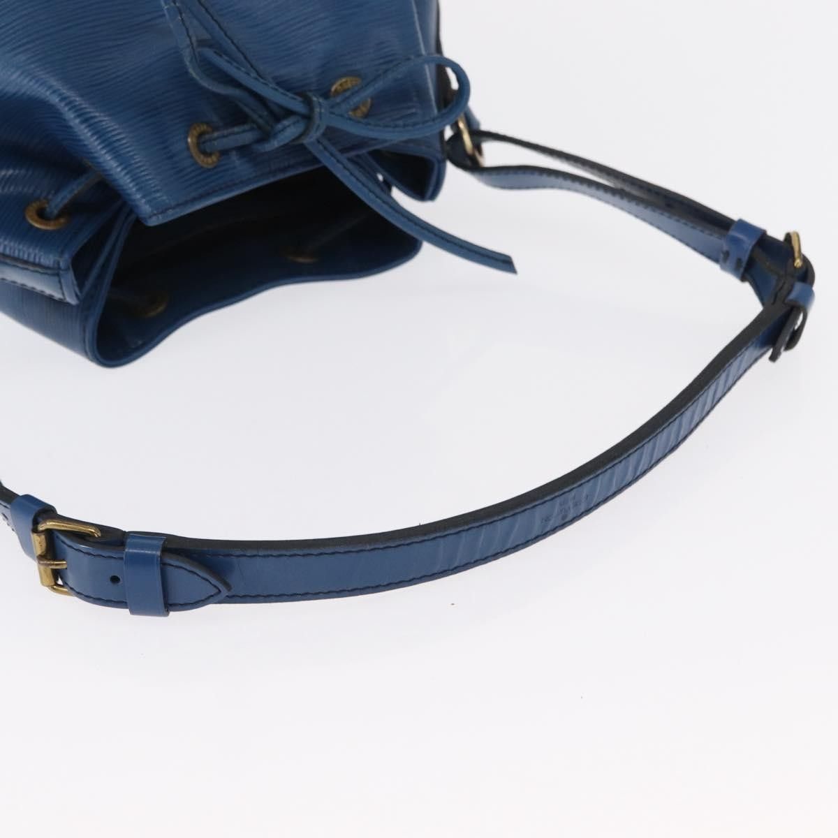 Louis Vuitton Louis Vuitton Petit Noe Handbag Epi Leather Size ONE SIZE - 8 Thumbnail