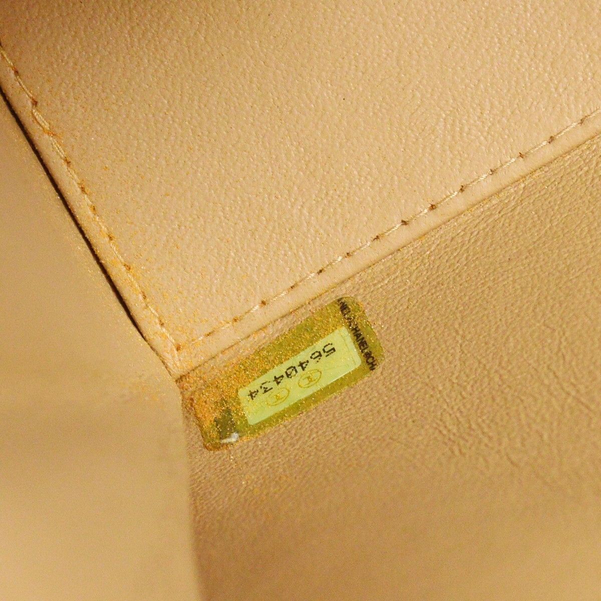 Chanel Chanel Vintage Mademoiselle Lock Flap Bag Leather Size ONE SIZE - 5 Thumbnail