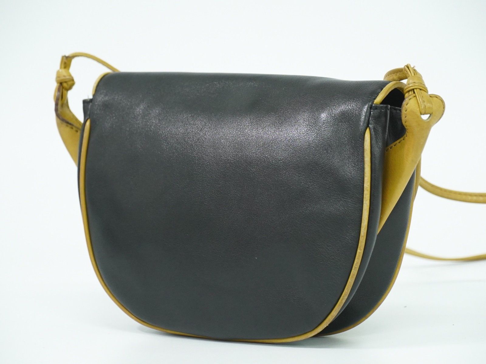 Celine Celine Vintage Shoulder Bag Leather Size ONE SIZE - 2 Thumbnail