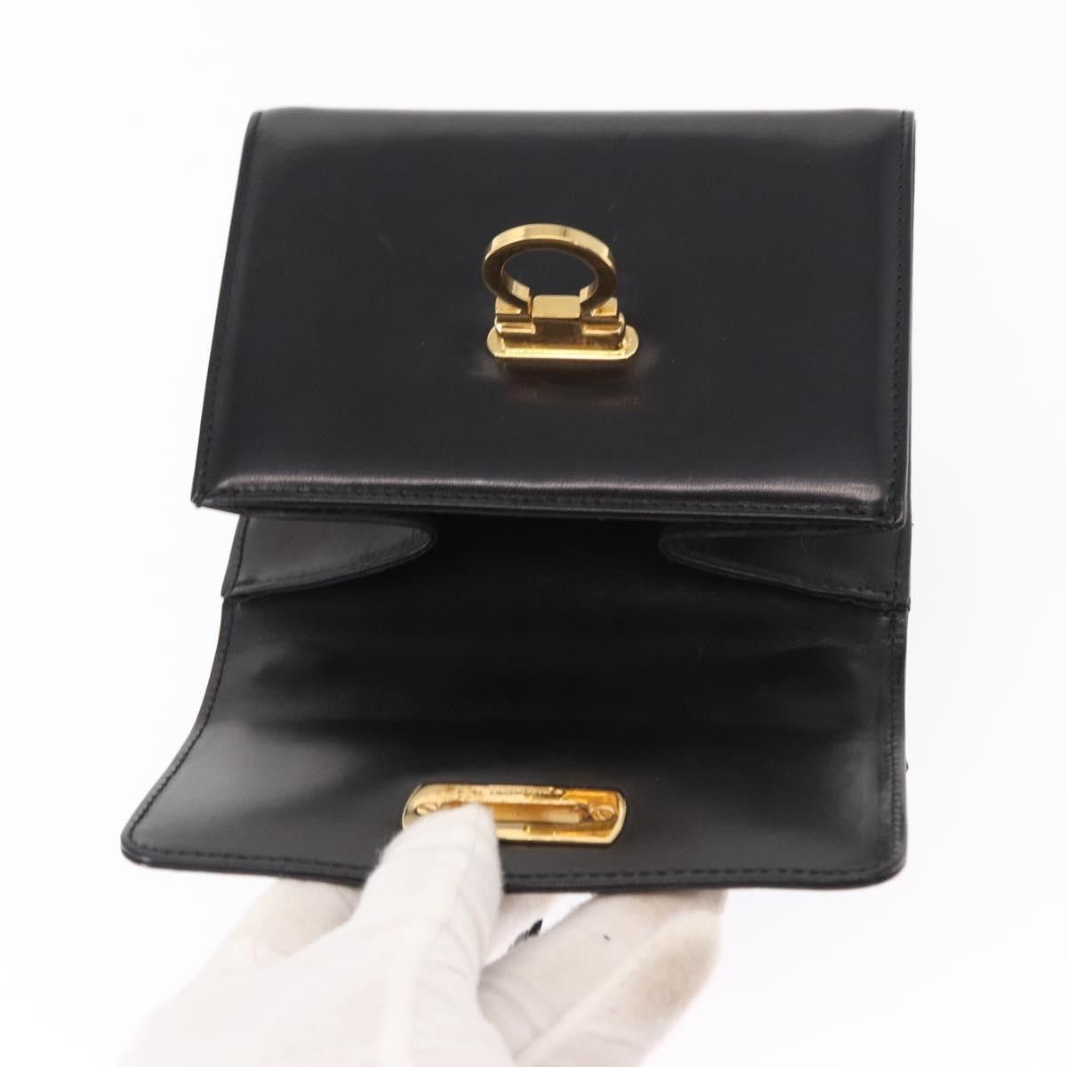 Salvatore Ferragamo Salvatore Ferragamo Gancini Shoulder Bag Leather Size ONE SIZE - 17 Thumbnail