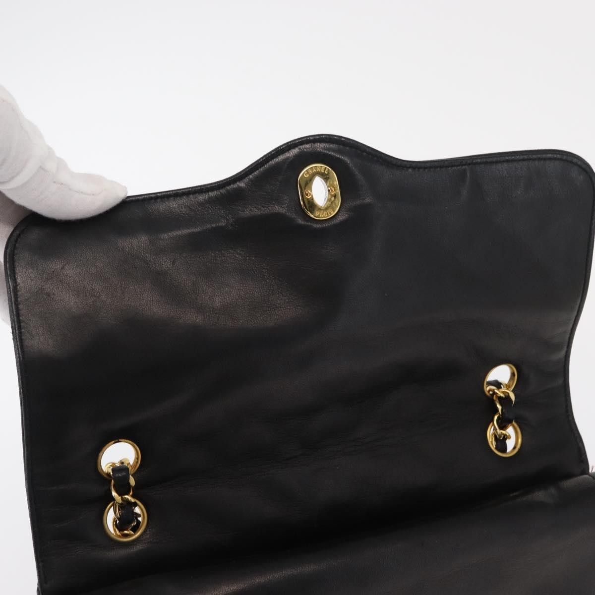 Chanel Chanel Vintage Two Tone CC Flap Bag Quilted Lambskin Size ONE SIZE - 19 Thumbnail