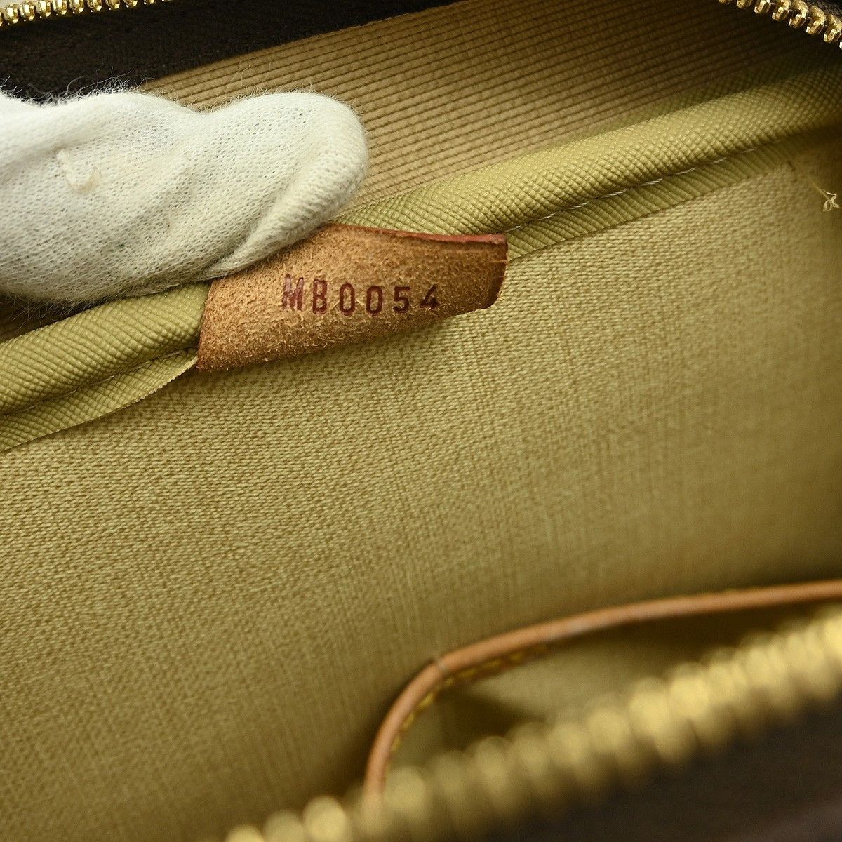 Louis Vuitton Louis Vuitton Deauville Handbag Monogram Canvas Size ONE SIZE - 5 Thumbnail