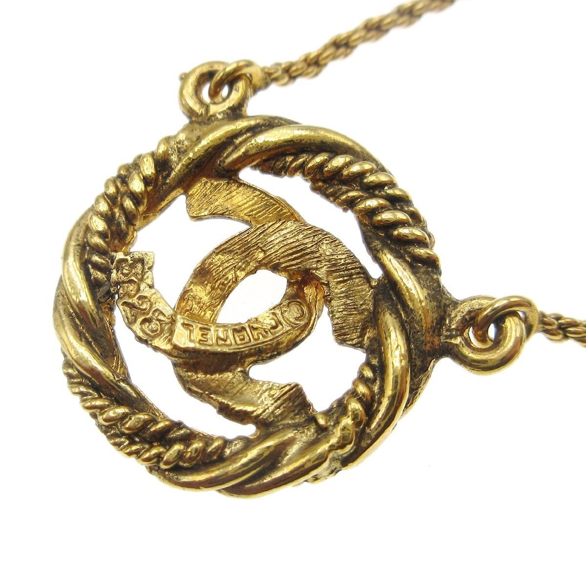 Chanel Chanel CC Round Pendant Necklace Metal Size ONE SIZE - 3 Thumbnail