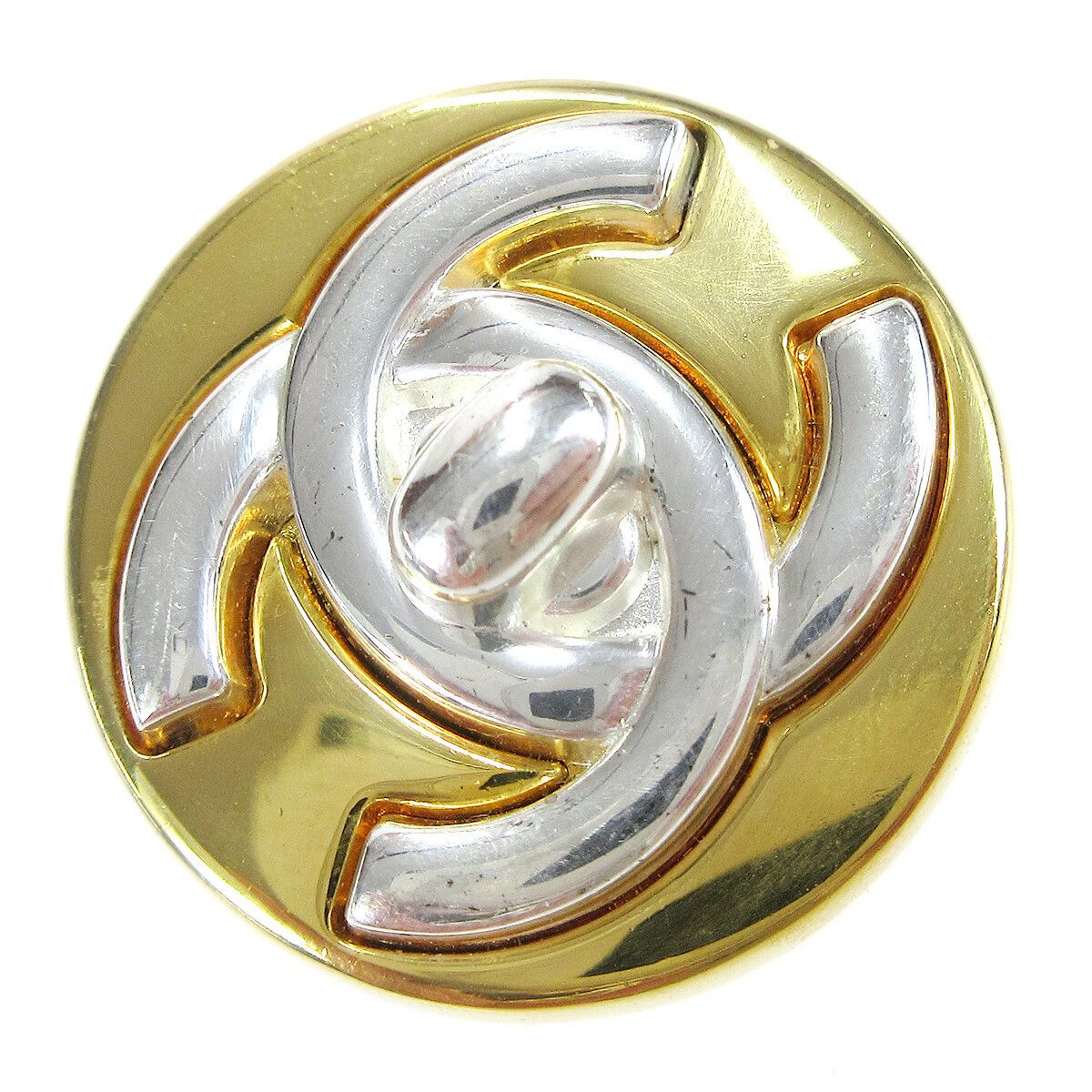 Chanel Chanel Round CC Turnlock Clip-On Metal Size ONE SIZE - 4 Thumbnail