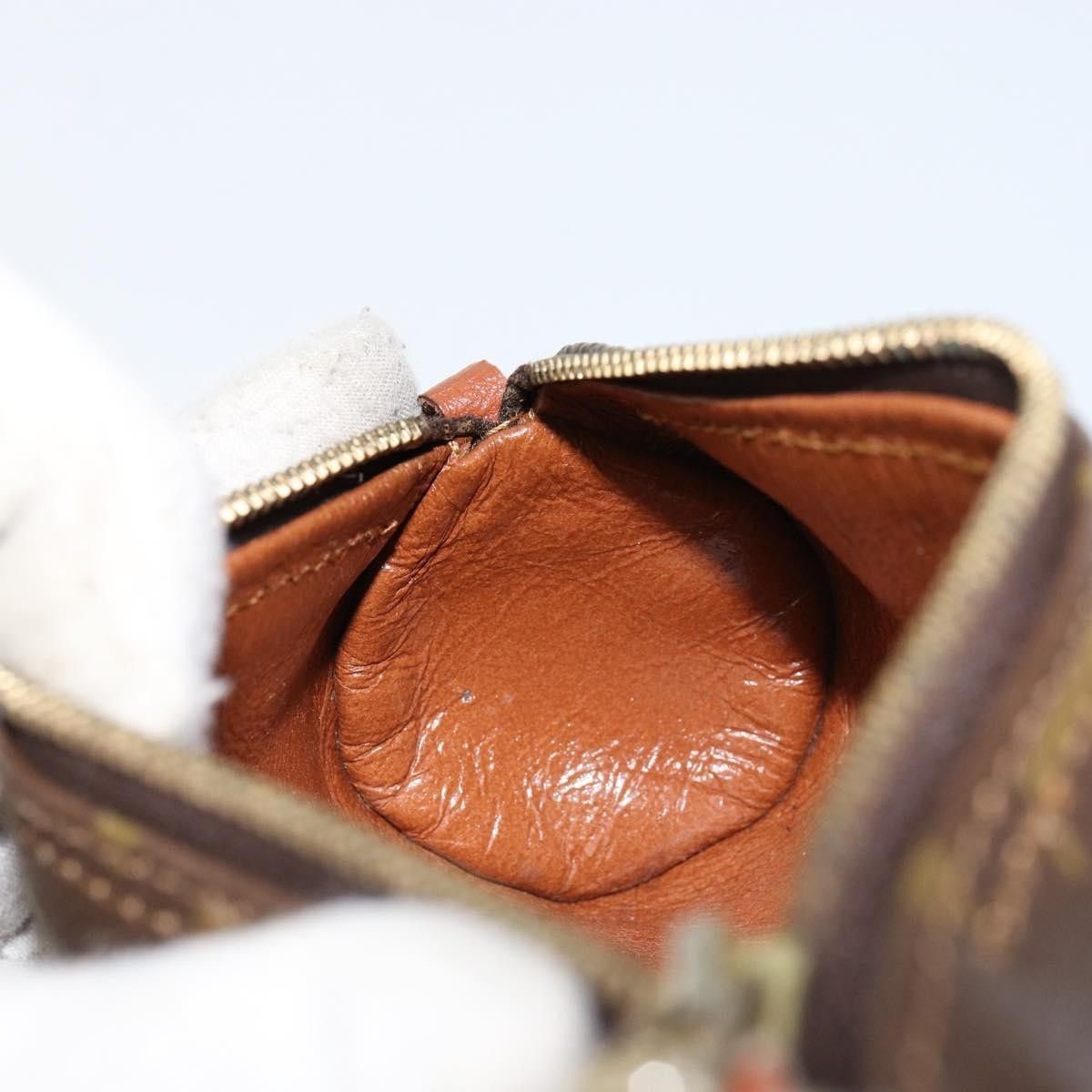 Louis Vuitton Louis Vuitton Papillon Pochette Monogram Canvas Size ONE SIZE - 13 Thumbnail