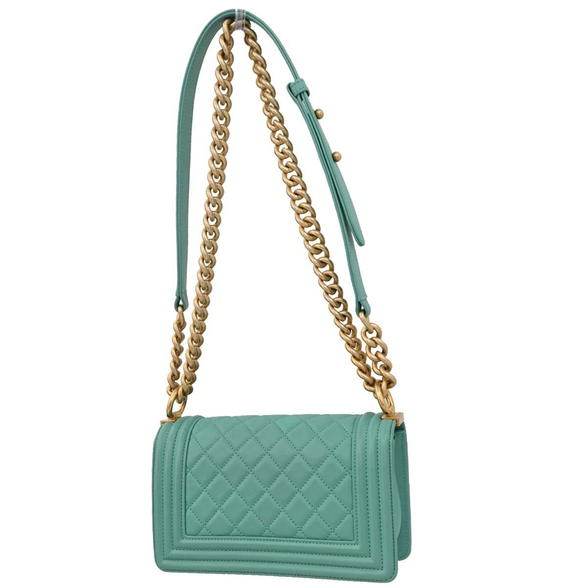Chanel Chanel Boy Flap Bag Quilted Lambskin Size ONE SIZE - 2 Thumbnail