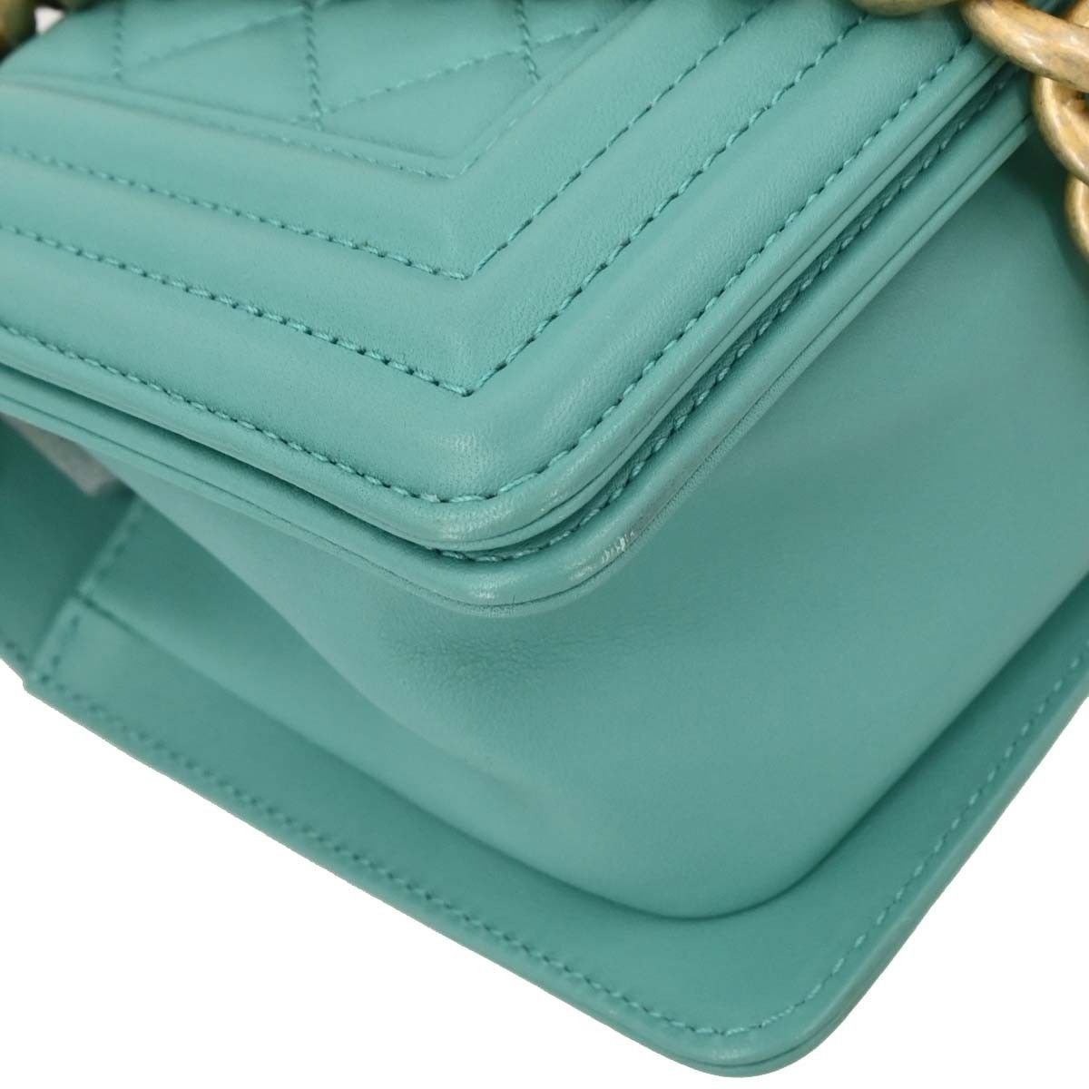 Chanel Chanel Boy Flap Bag Quilted Lambskin Size ONE SIZE - 7 Thumbnail