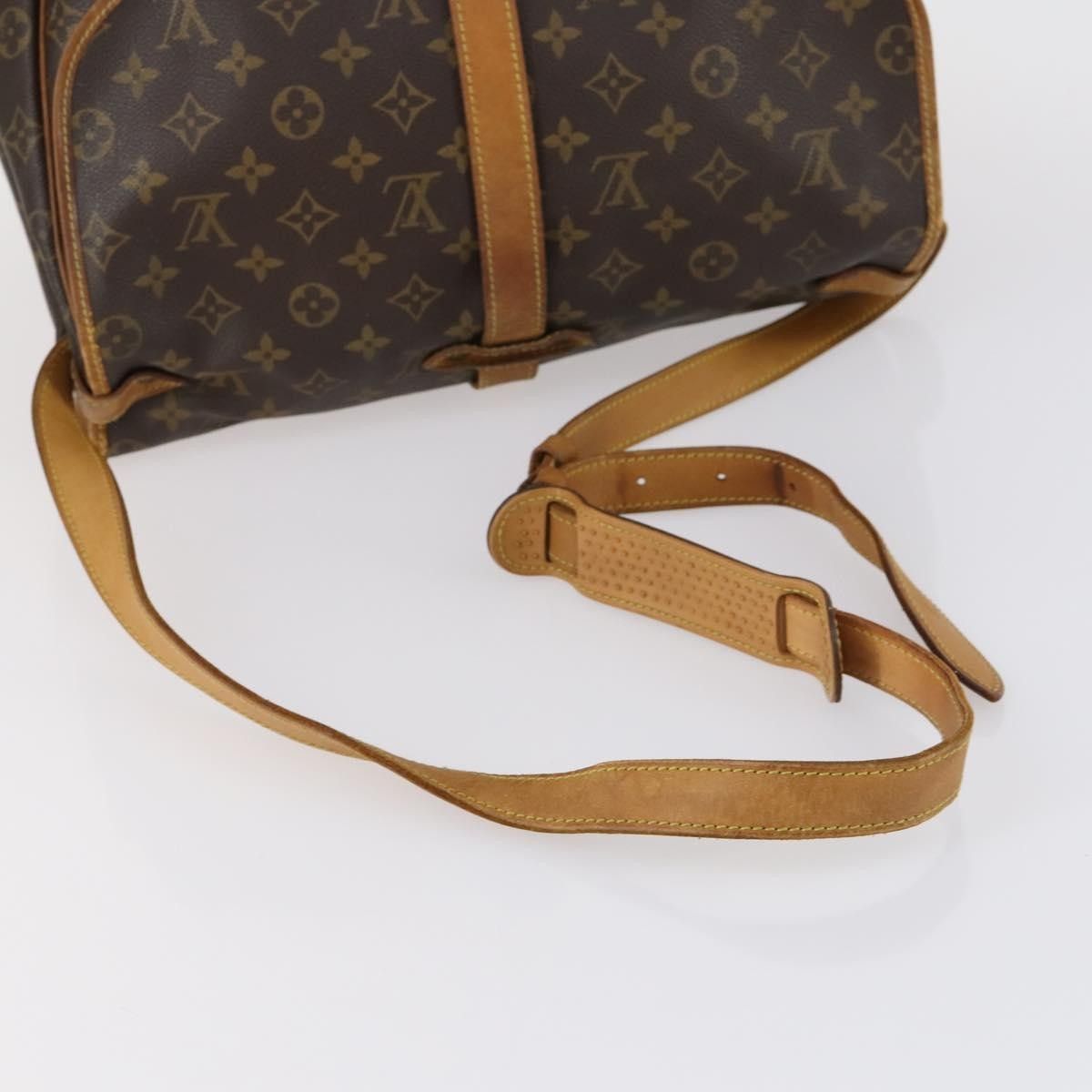 Louis Vuitton Louis Vuitton Saumur Handbag Monogram Canvas Size ONE SIZE - 8 Thumbnail