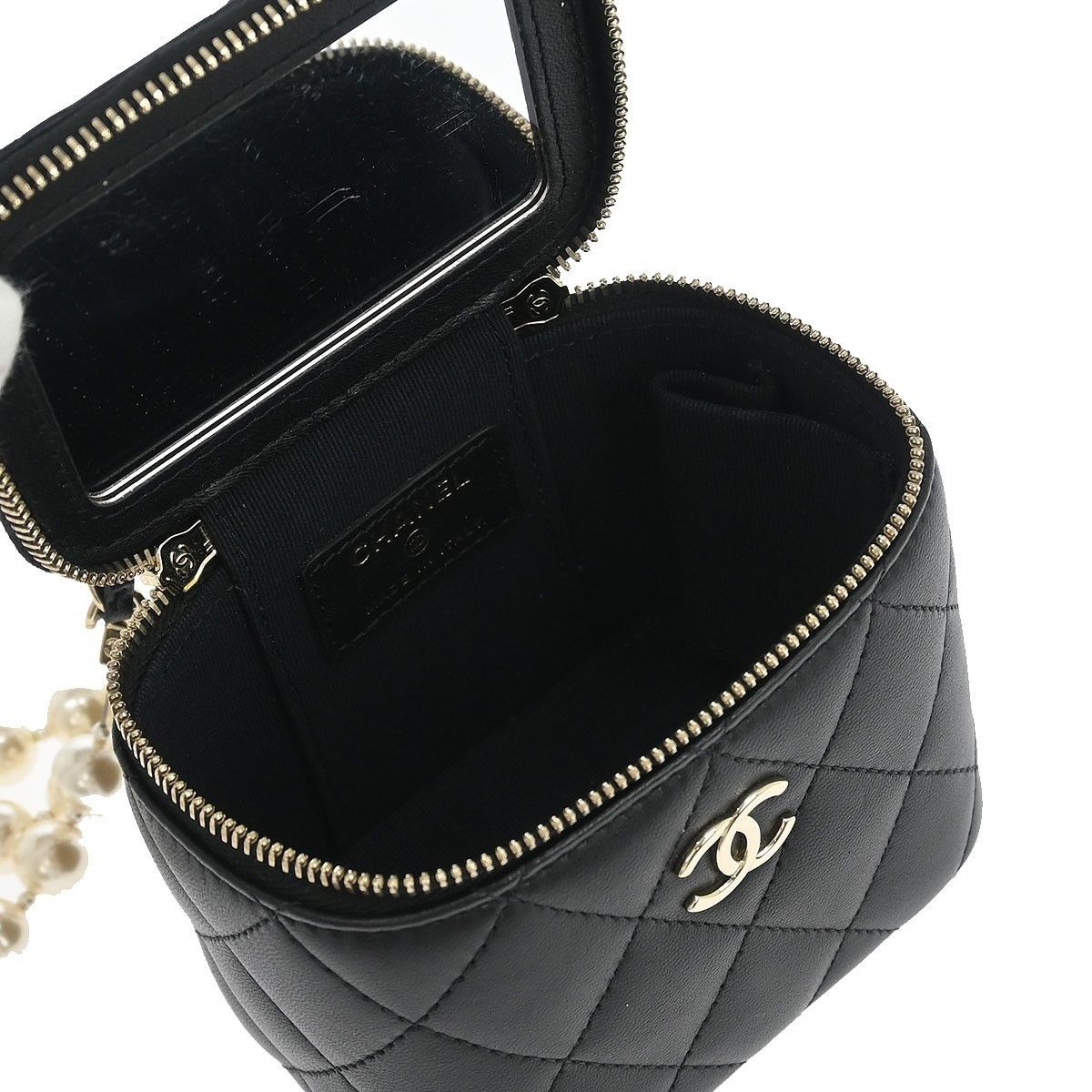 Chanel Chanel Vanity Case with Pearl Chain Quilted Lambskin Size ONE SIZE - 3 Thumbnail