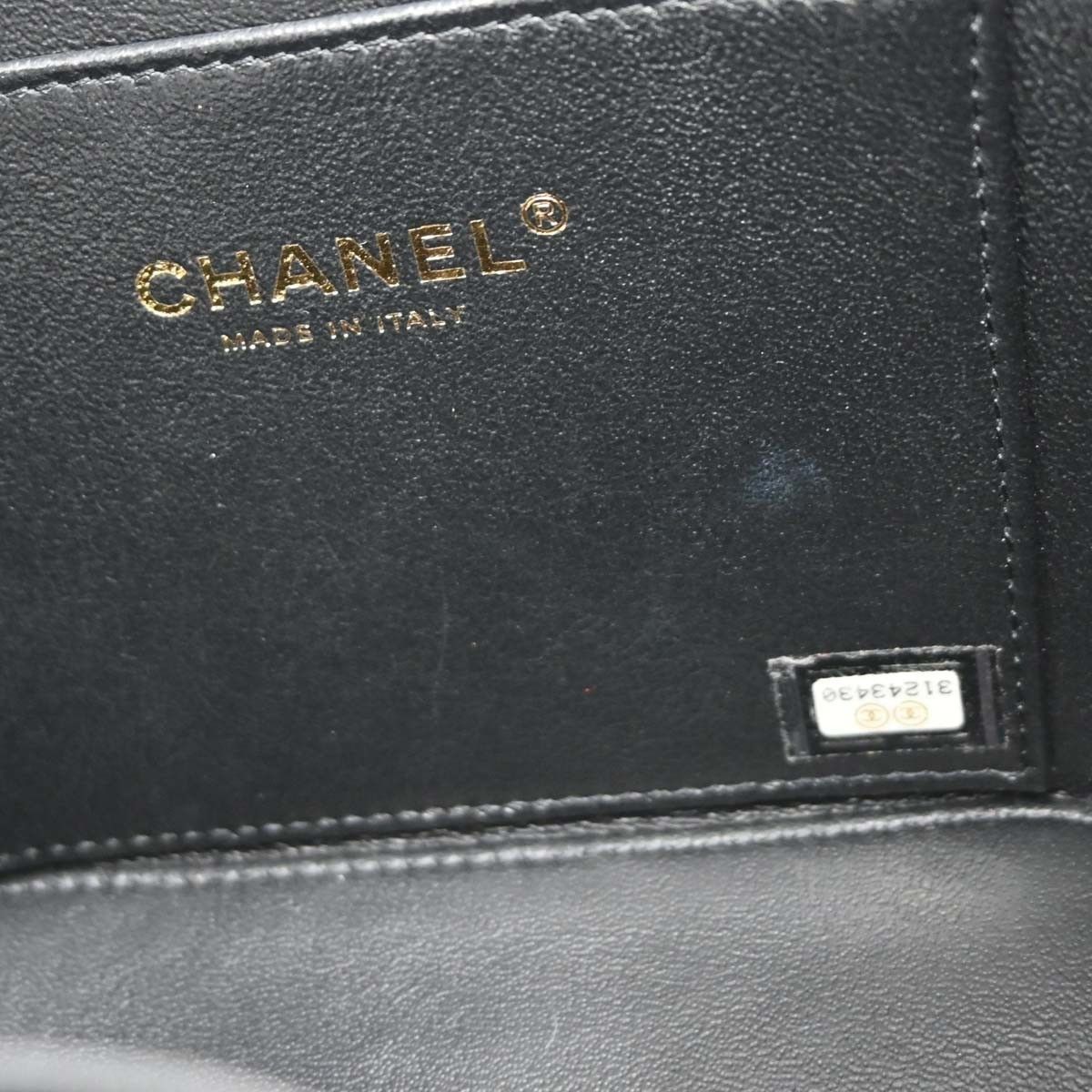 Chanel Chanel CC Top Handle Vanity Case with Chain Quilted Caviar Size ONE SIZE - 4 Thumbnail