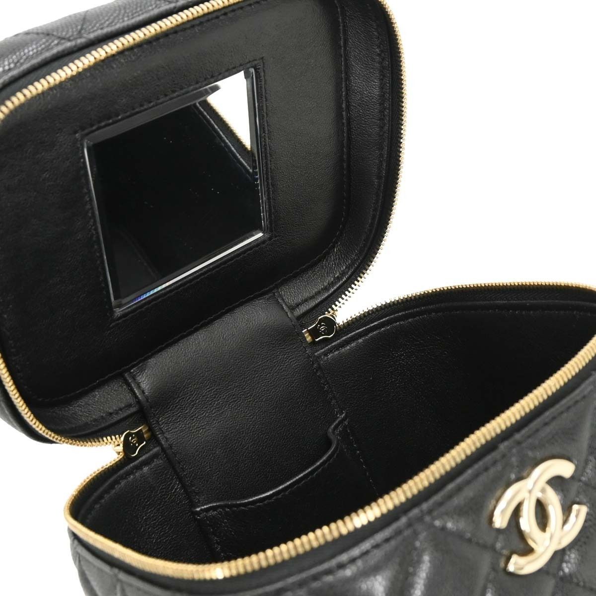 Chanel Chanel CC Top Handle Vanity Case with Chain Quilted Caviar Size ONE SIZE - 10 Thumbnail