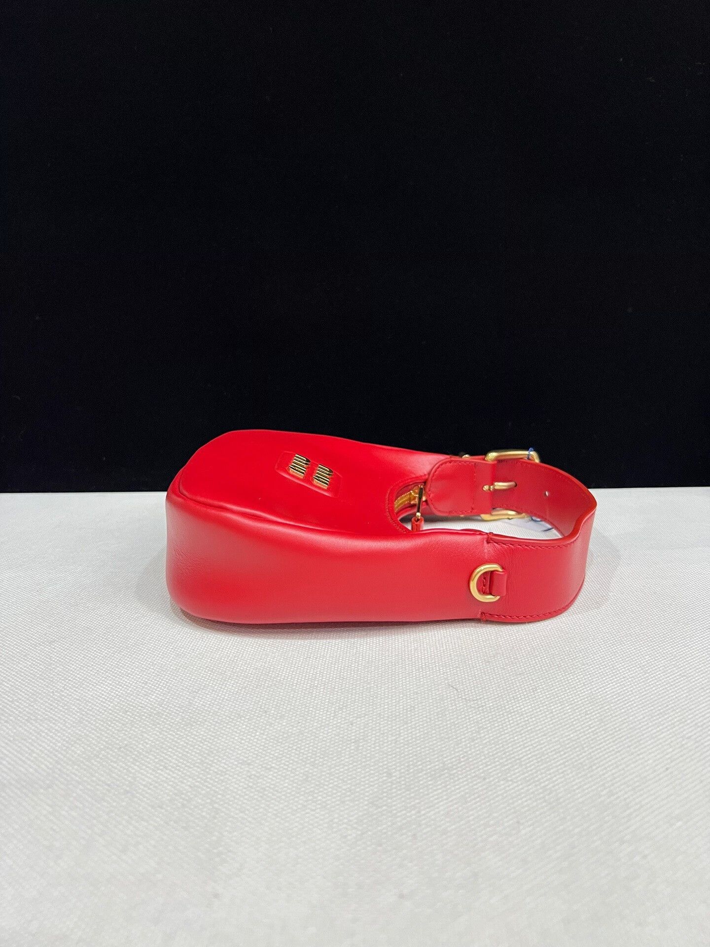 Miu Miu Pre-loved Bag Very good condition Size ONE SIZE - 4 Thumbnail