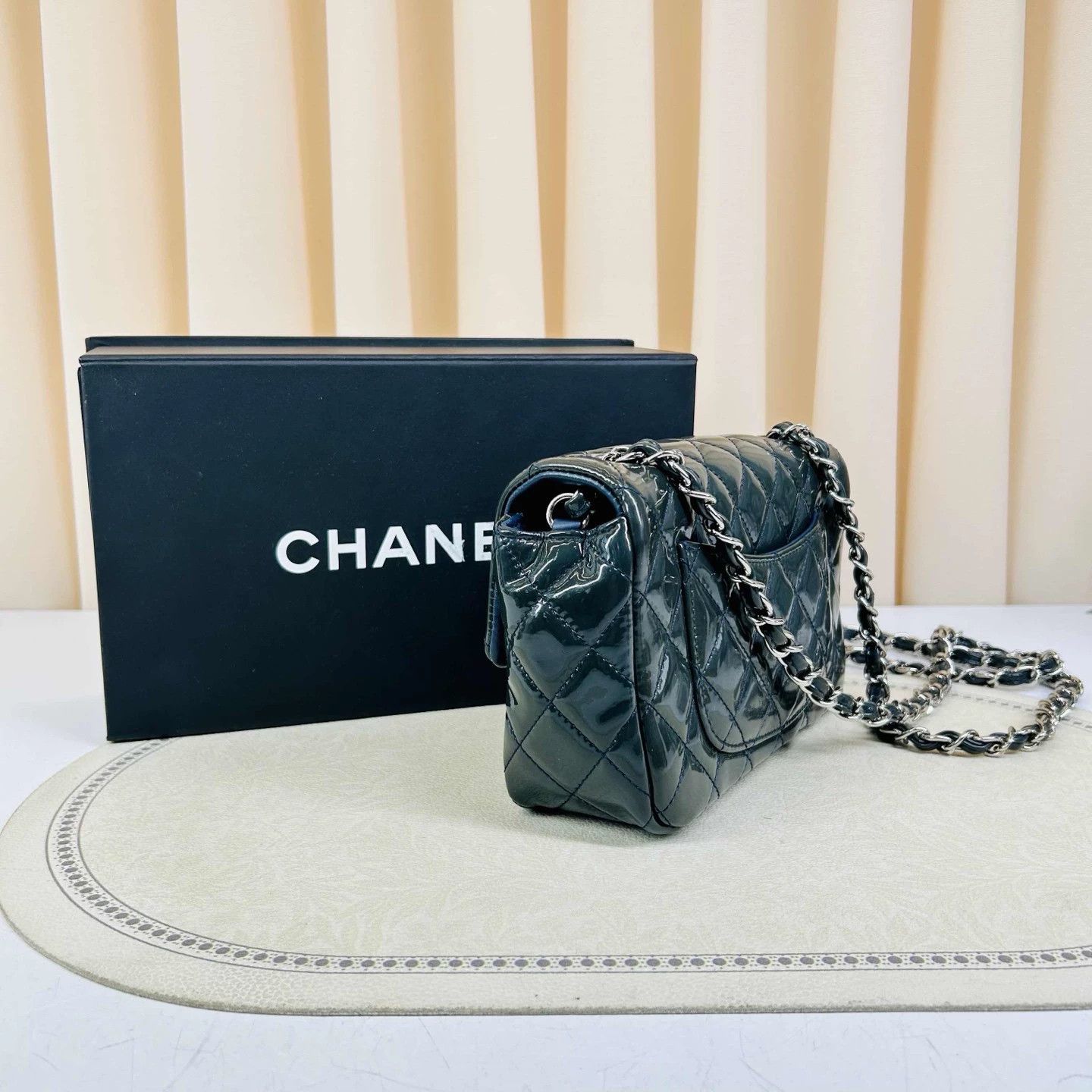 Chanel Pre-loved Bag Very good condition Size ONE SIZE - 3 Thumbnail