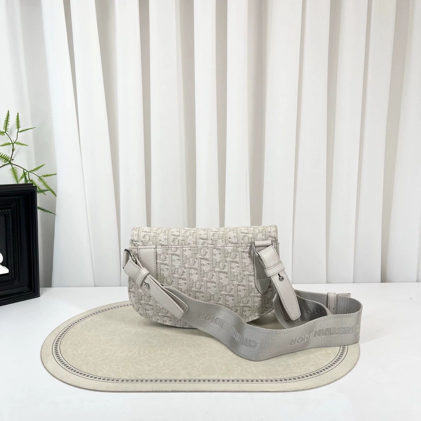 Dior Pre-loved Bag Very good condition Size ONE SIZE - 2 Thumbnail