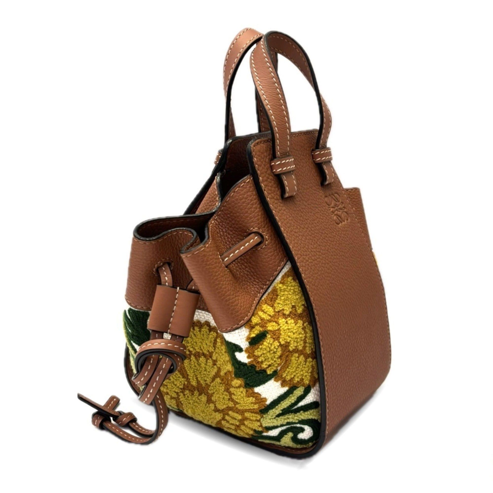 Loewe LOEWE Hammock Floral Handbag Anagram Flower 303.30.V07 Size ONE SIZE - 3 Thumbnail