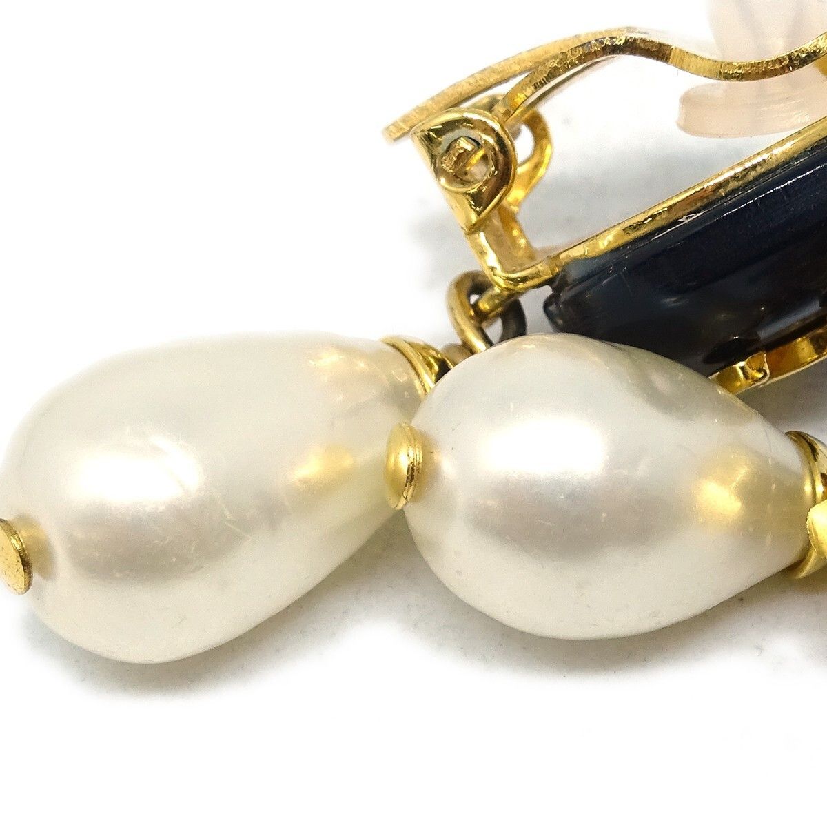 Chanel Chanel CC Dangle Earrings Metal with Faux Pearl Size ONE SIZE - 2 Thumbnail