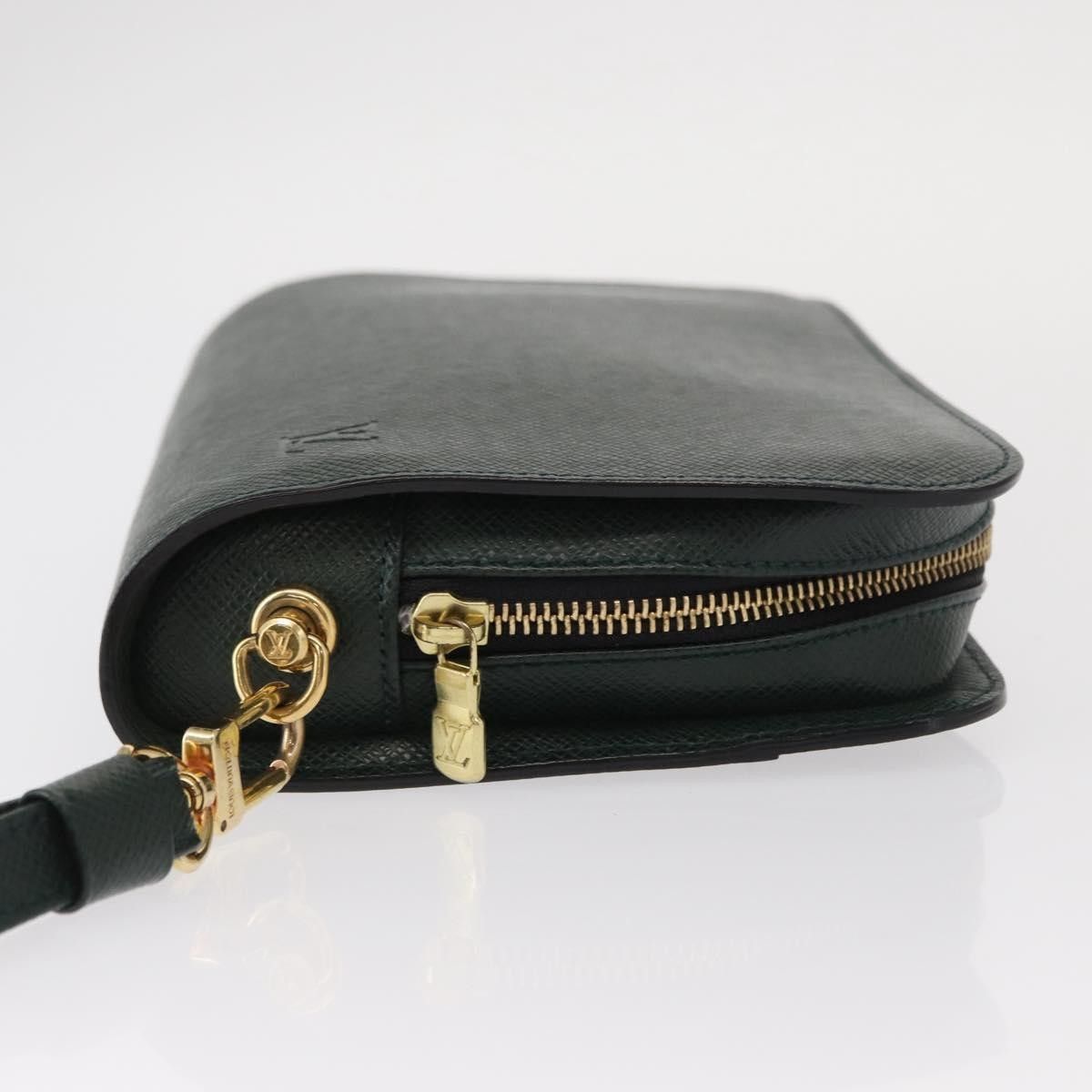 Louis Vuitton Louis Vuitton Pochette Baikal Clutch Taiga Leather Size ONE SIZE - 4 Thumbnail