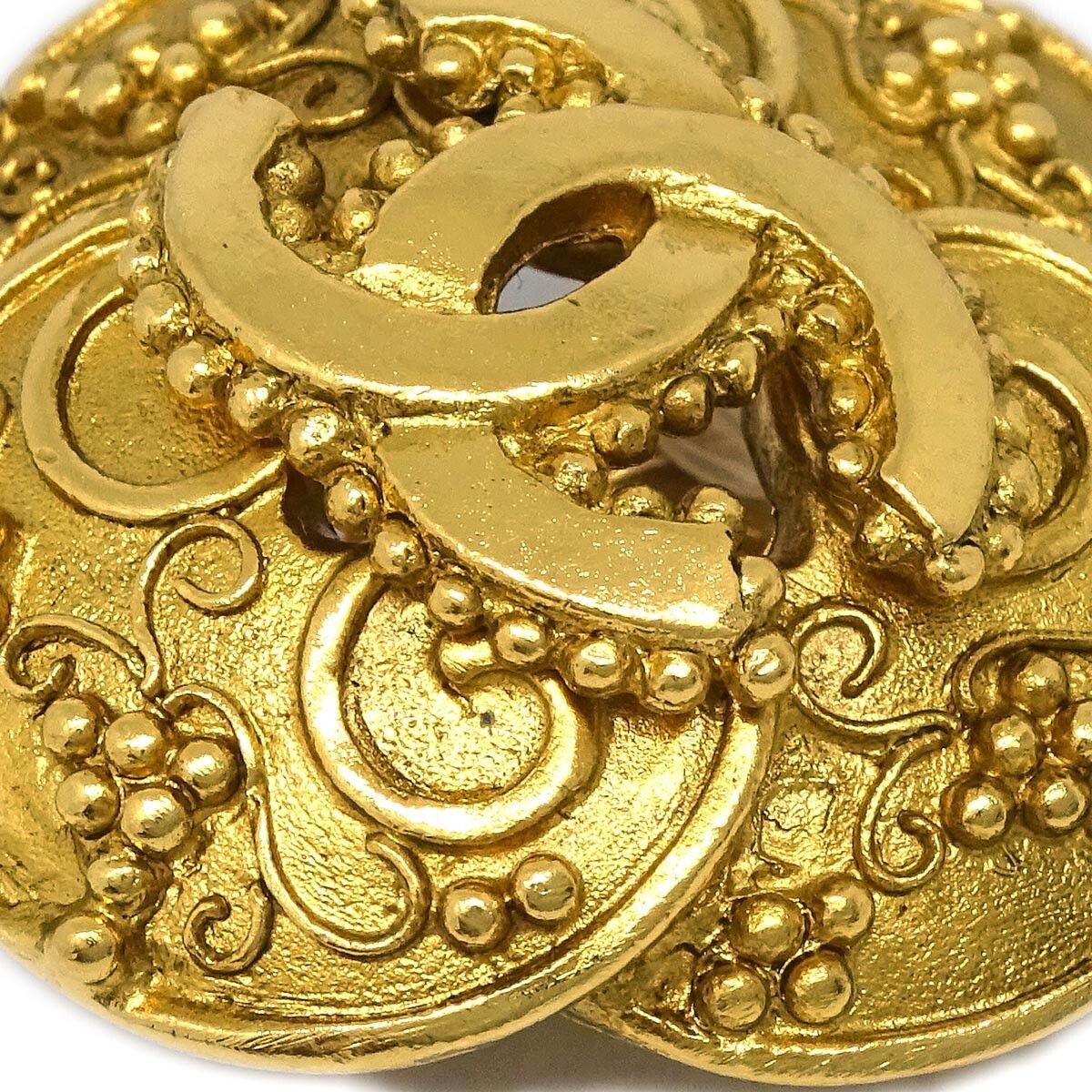Chanel Chanel Clover Round Clip-On Metal Size ONE SIZE - 3 Thumbnail