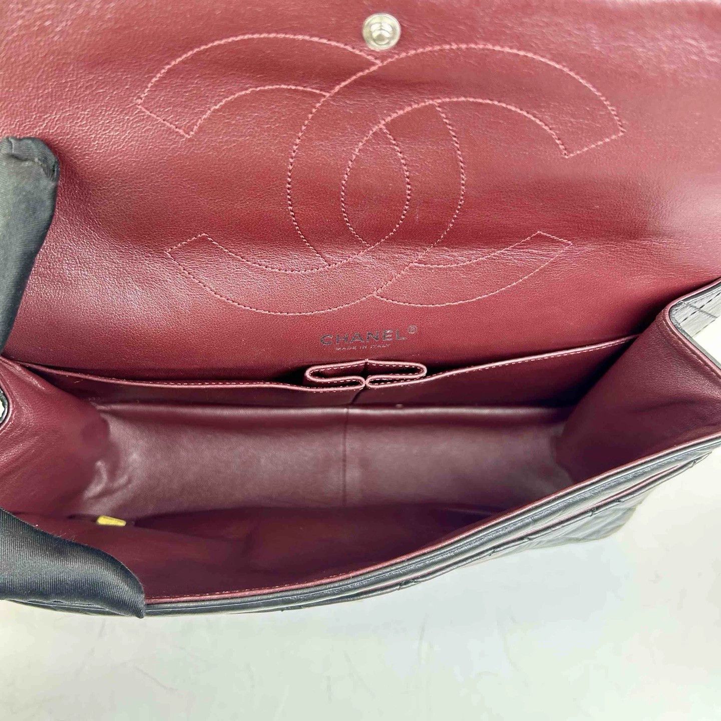 Chanel Pre-loved Bag Very good condition Size ONE SIZE - 4 Thumbnail