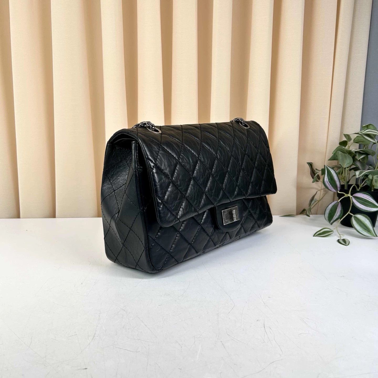 Chanel Pre-loved Bag Very good condition Size ONE SIZE - 3 Thumbnail