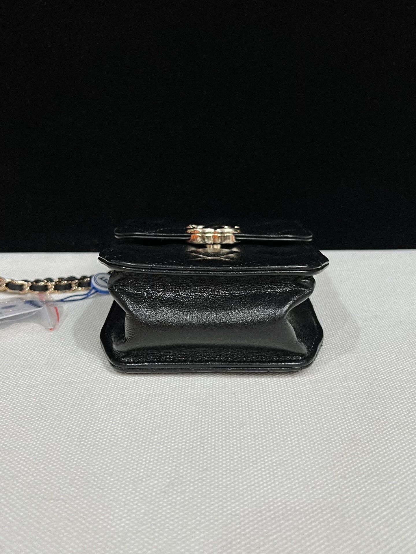 Chanel Pre-loved Bag Very good condition Size ONE SIZE - 5 Thumbnail