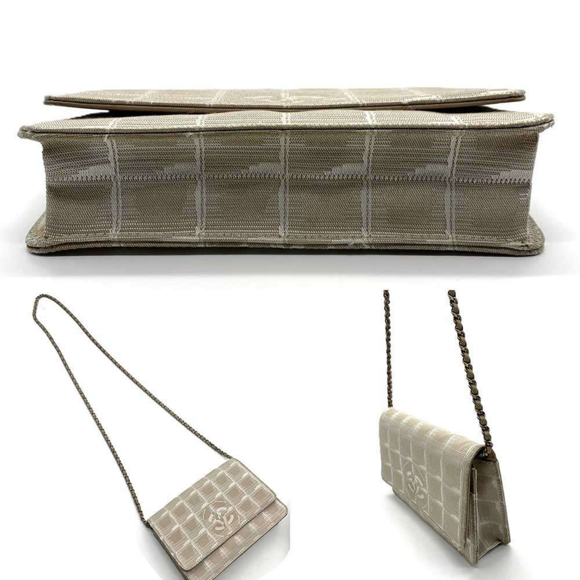 Chanel CHANEL New Travel Line Chain Wallet Shoulder Bag Nylon Leather Beige A15772 Size ONE SIZE - 4 Thumbnail